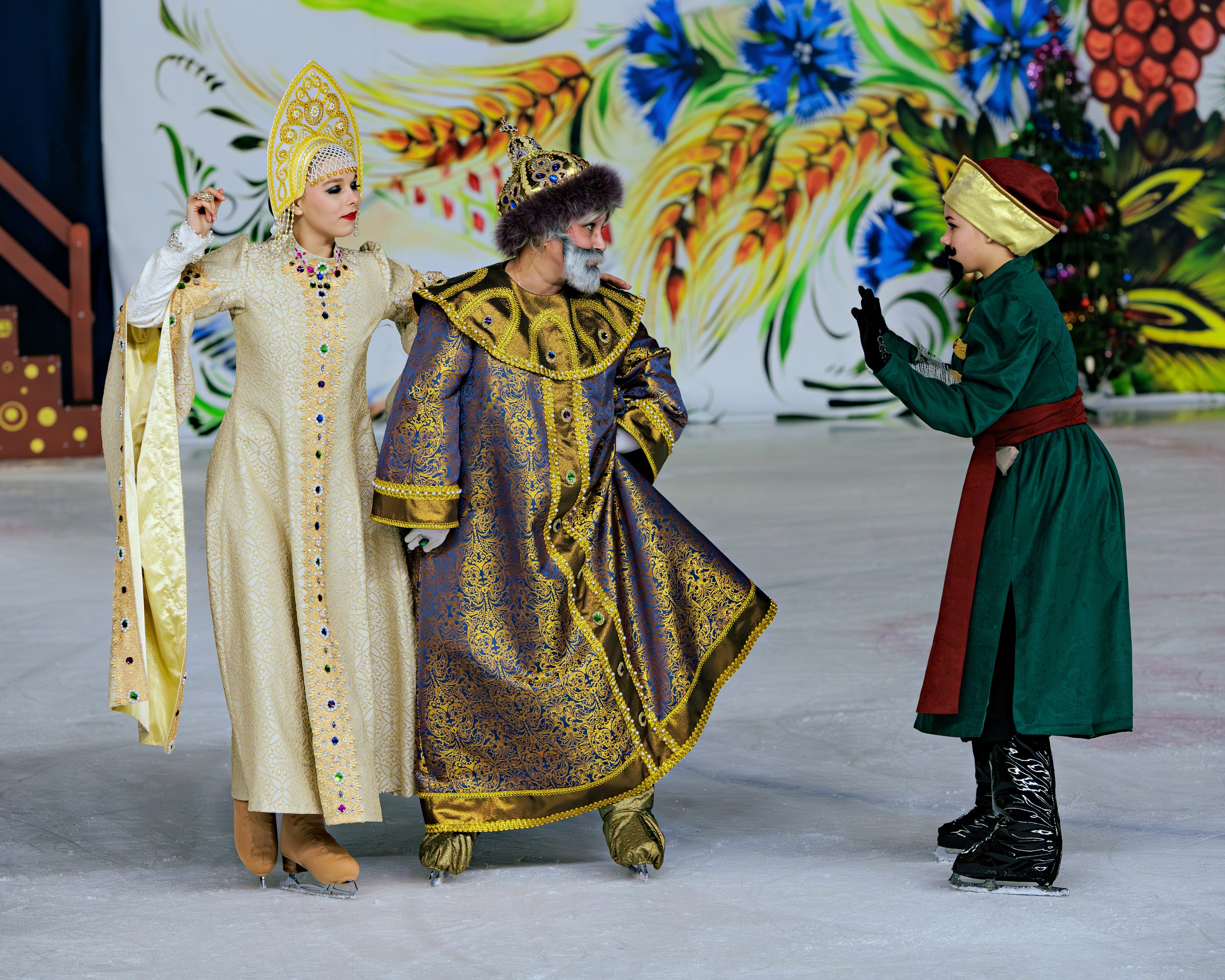 Детский театр на льду «АЛЕКО». Выпускные альбомы и школьный фотограф в Подольске, Троицке, Щербинке, Москве и Московской области