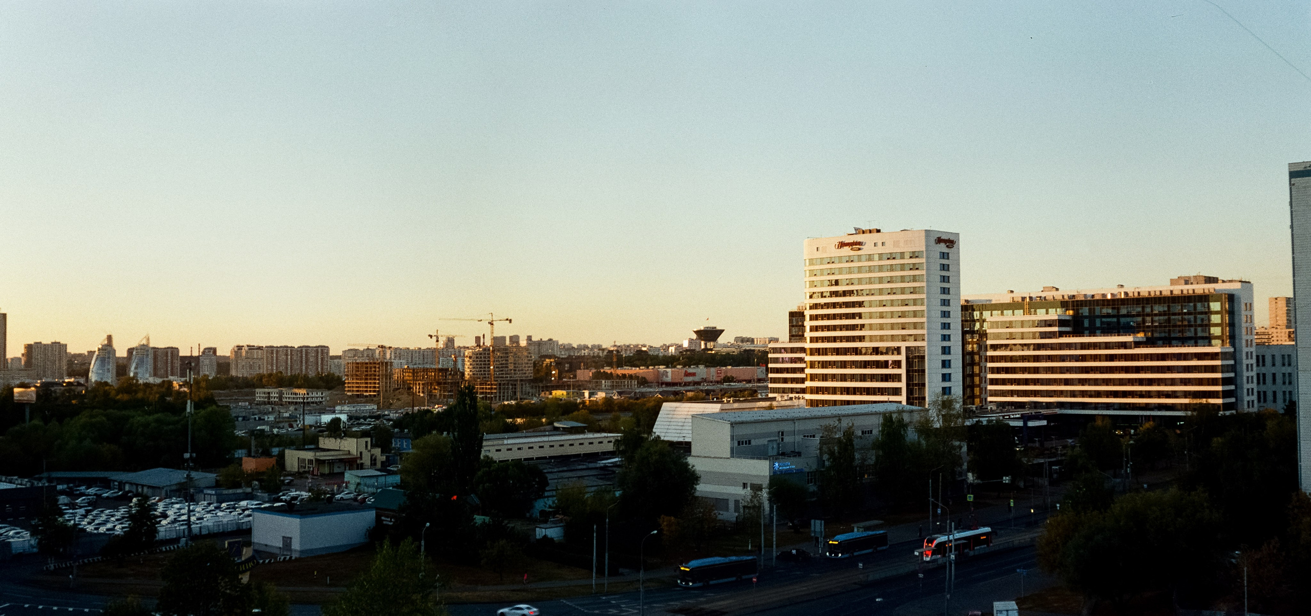 Voigtlander Vitessa / Color-Skopar 50 mm f/3.5 / Kodak Gold 100 (просрочка)
