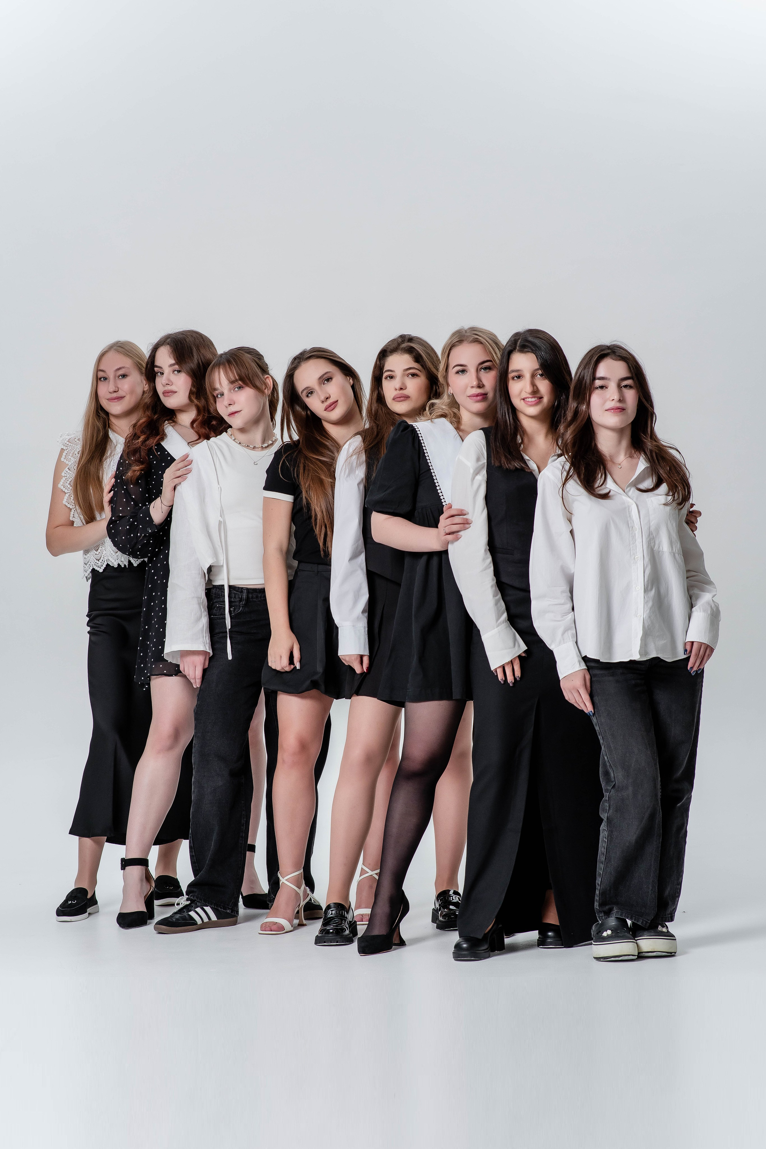 Выпускные (школьные) альбомы (книги) в Ростове-на-Дону. Современные Выпускные Альбомы в Ростове-на-Дону