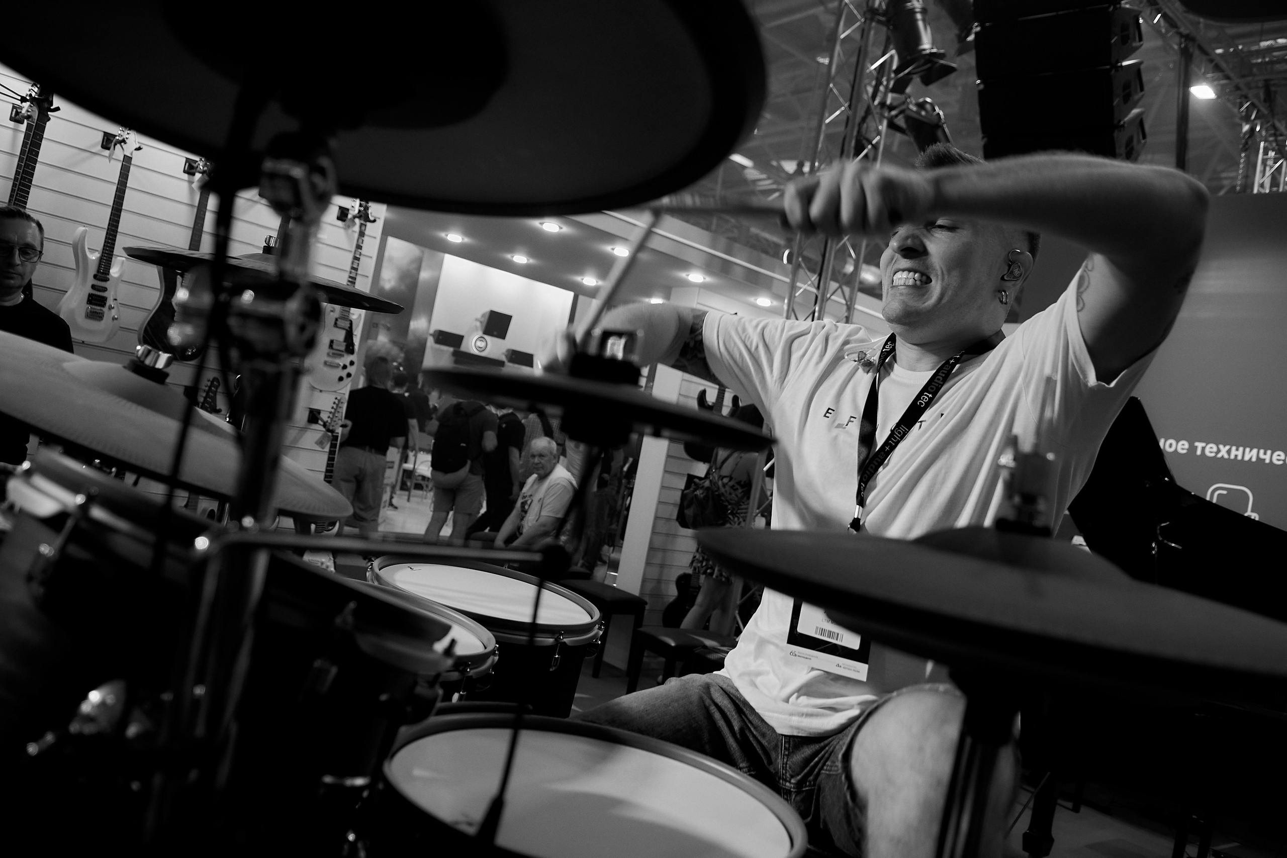 Барабанщик ддт