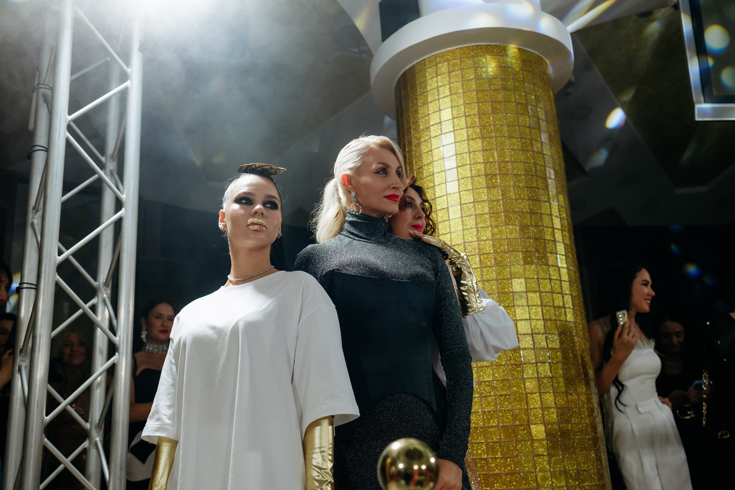 20 лет студии красоты Юлии Харченко. СВОИ. ФОТООТЧЕТЫ-СОБЫТИЯ-МЕСТА