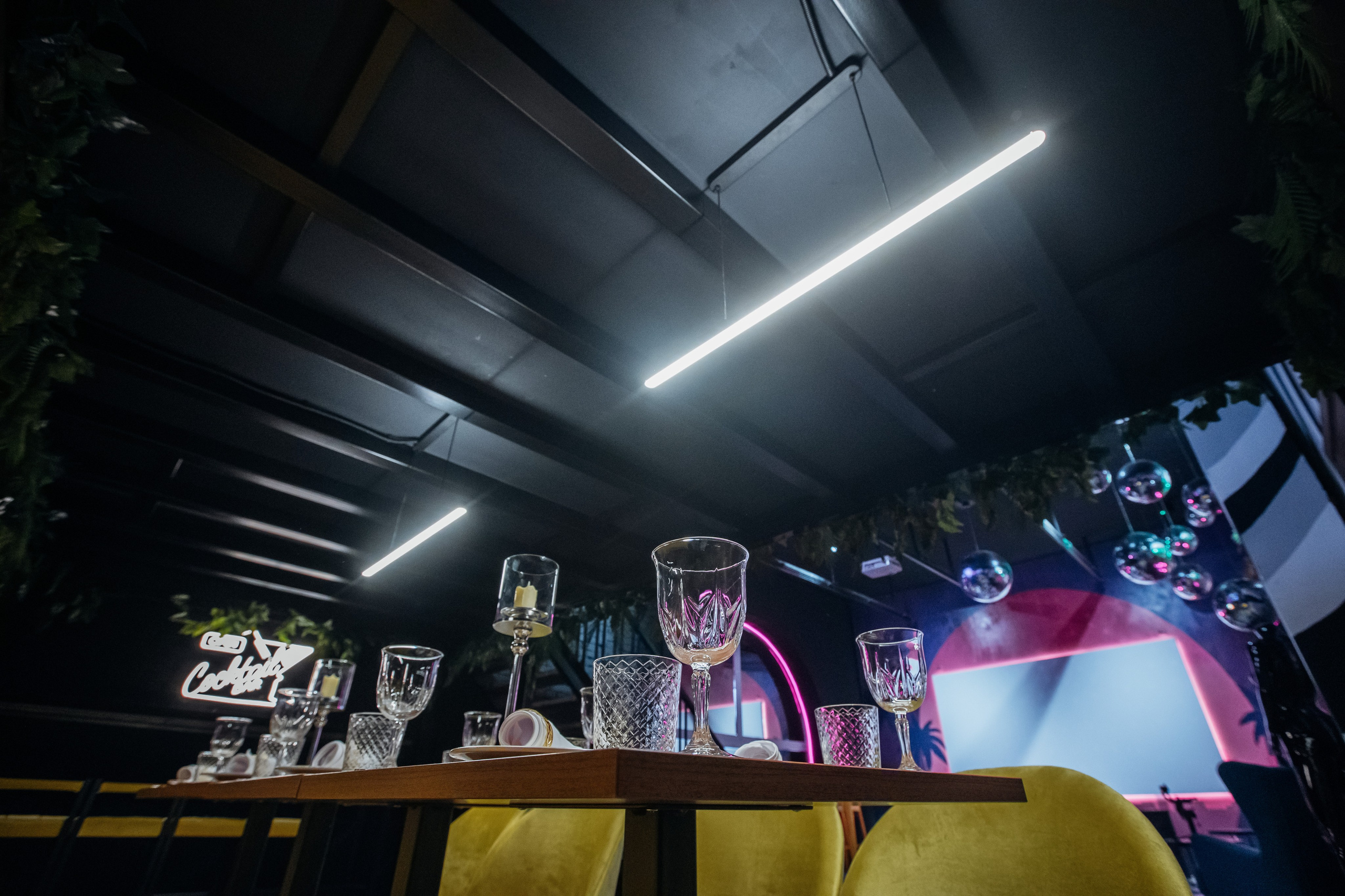 Оушен Драйв (лето). Аренда лофта в СПб для мероприятий