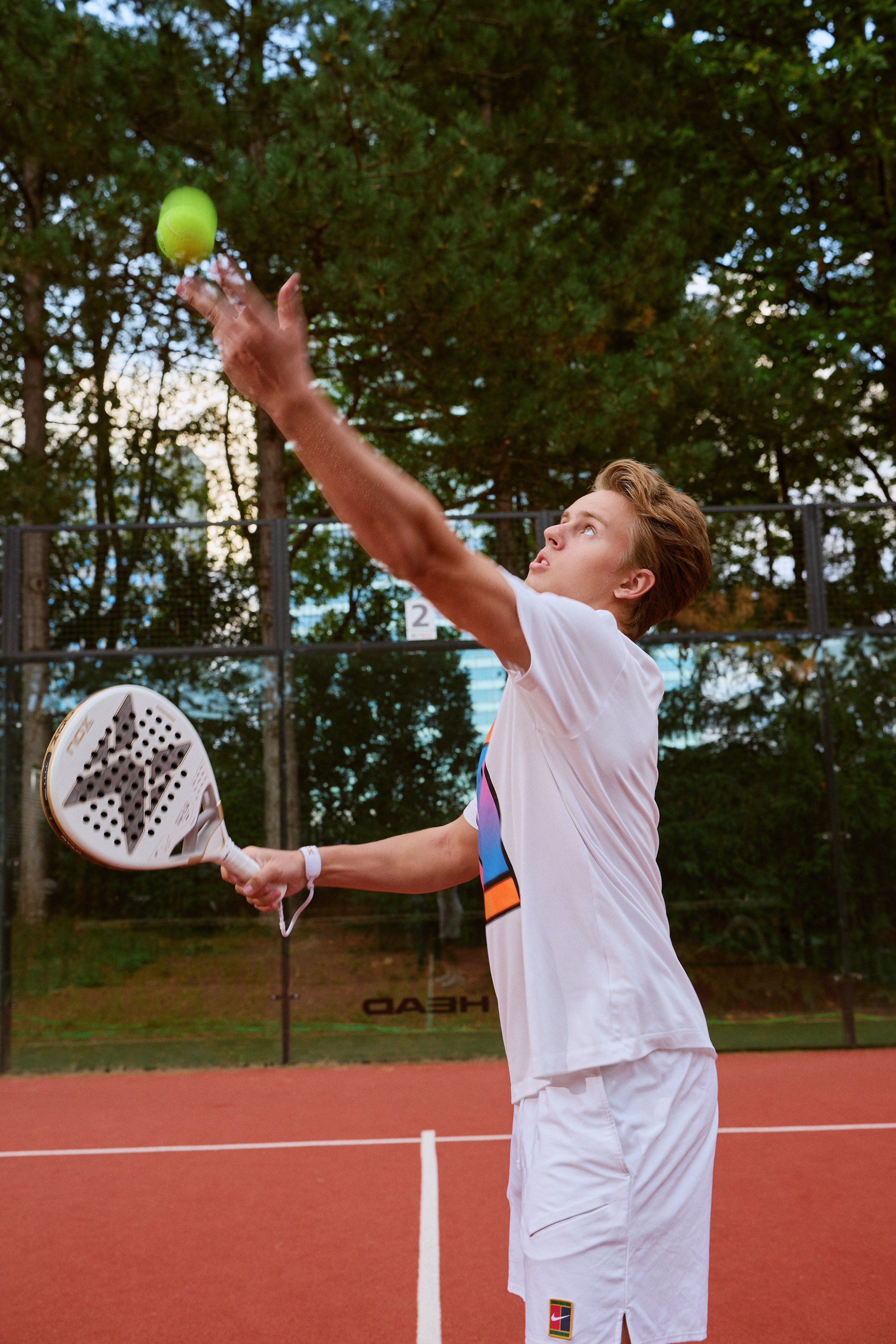 Oscar — Allenatore di Padel e Tennis | Fotografia Ritratto a Vienna