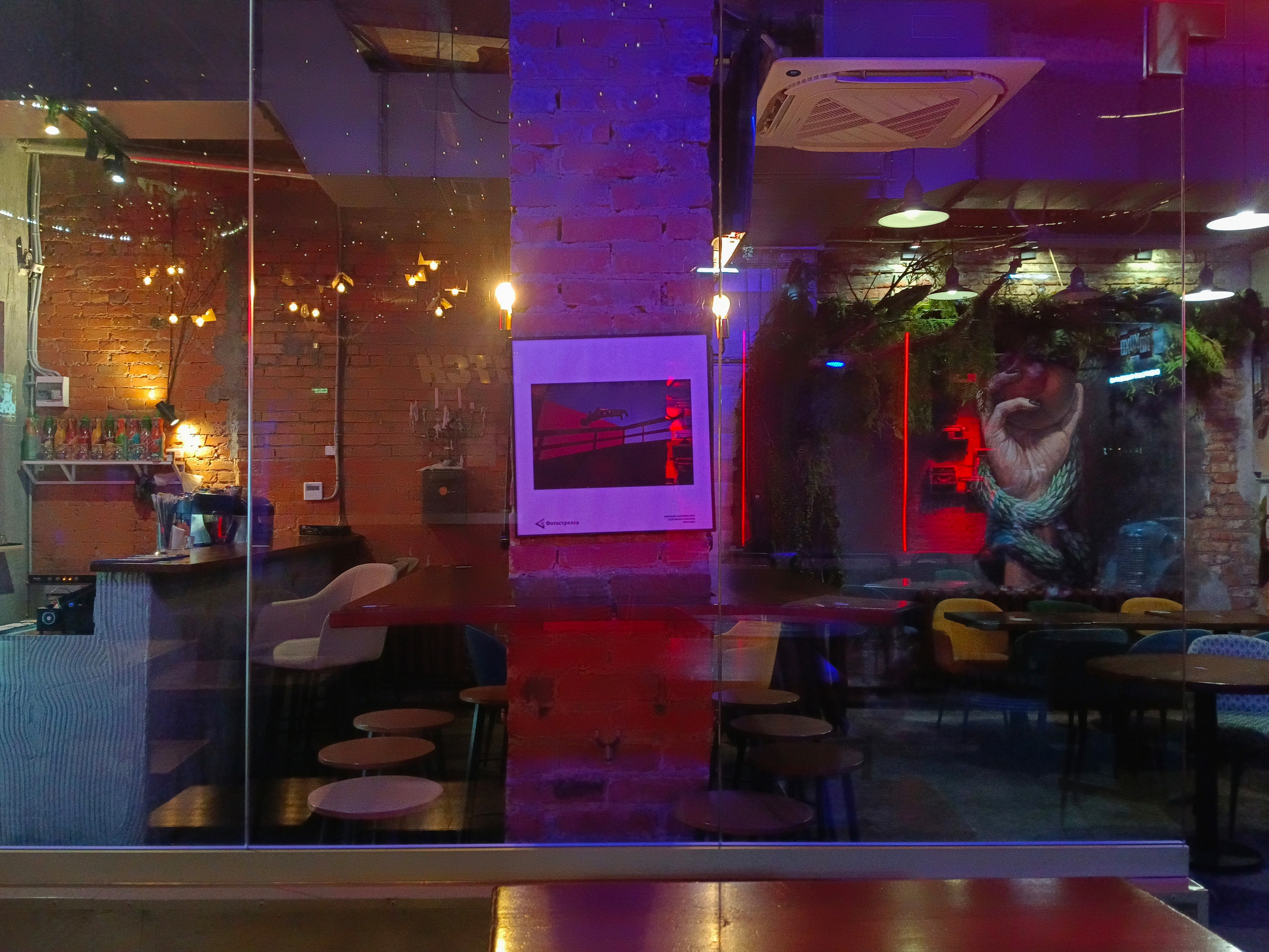 Красная в Новосибирске 8.08.25 — 26.10.25. Фотострелка