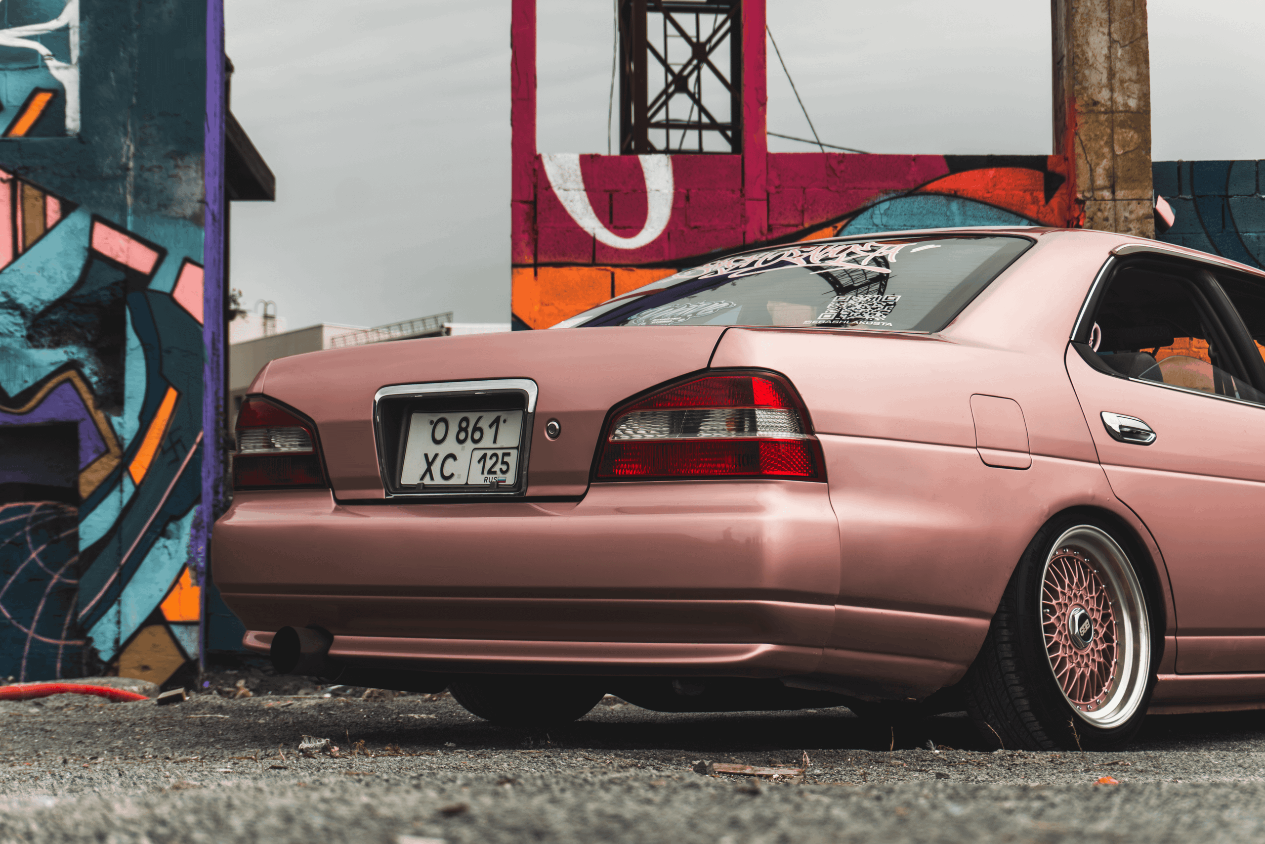 Nissan Laurel C35: на розовых движениях