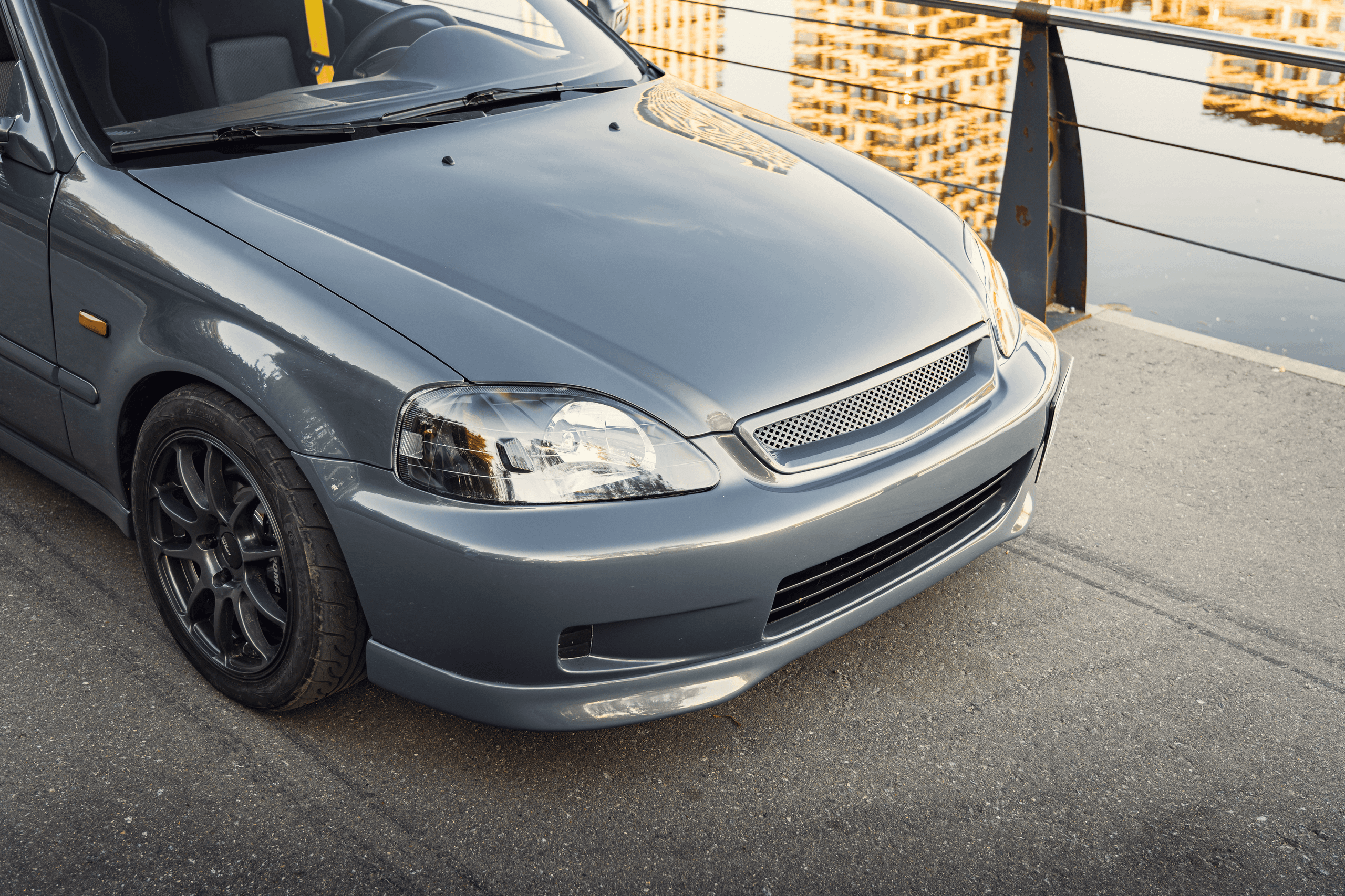 Honda Civic VI: безупречная серая мышка