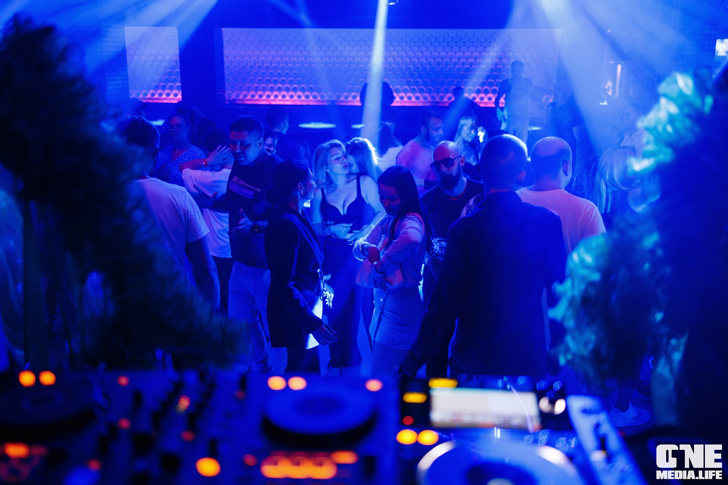 Фоторепортаж из РК Планета. One Media Life: фоторепортажи, фотоотчеты с мероприятий и заведений