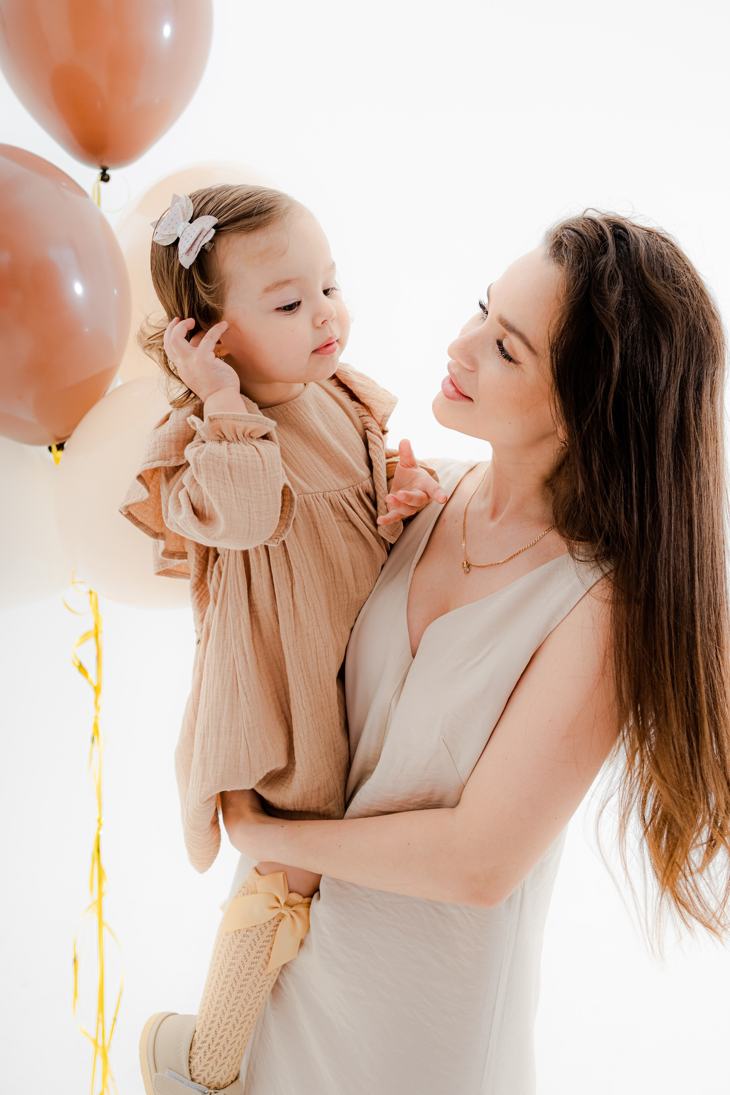 семейная фотосессия в студии с детьми в москве, детская фотосессия в фотостудии в москве, уютные нежные семейные фотосессии в москве, семейная беременная фотосессия в москве с детьми, фотосессия беременности с мужем в москве, светлые фотостудии в москве, стильные семейные фотосессии в москве, фотосессии в стиле lifestyle, фотосессии в стиле лайфстайл в москве, Семейная фотография в москве , семейный фотограф в москве , семейная фотосессия в москве , семья , детская фотография , фотограф , женский портрет , фотосессия , детский портрет , детский фотограф , lovestory , новогодняя фотосессия , детское фото , детская фотосессия , эмоциональные семейные фотосессии в москве, портретная фотография в москве, заказать семейный фотоальбом в москве
