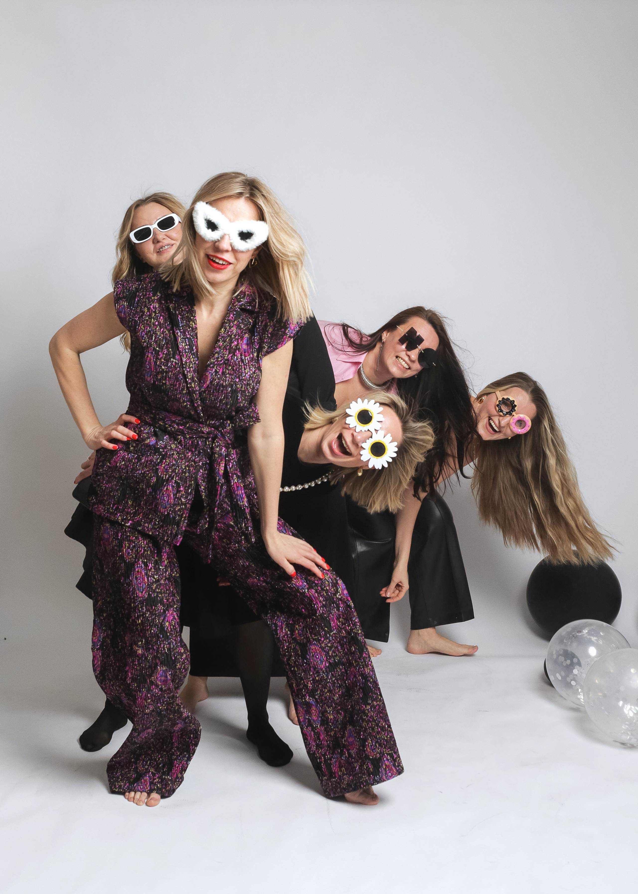 И снова день рождения в автопортретной. Фотостудия Автопортретная № 2 в Ижевске