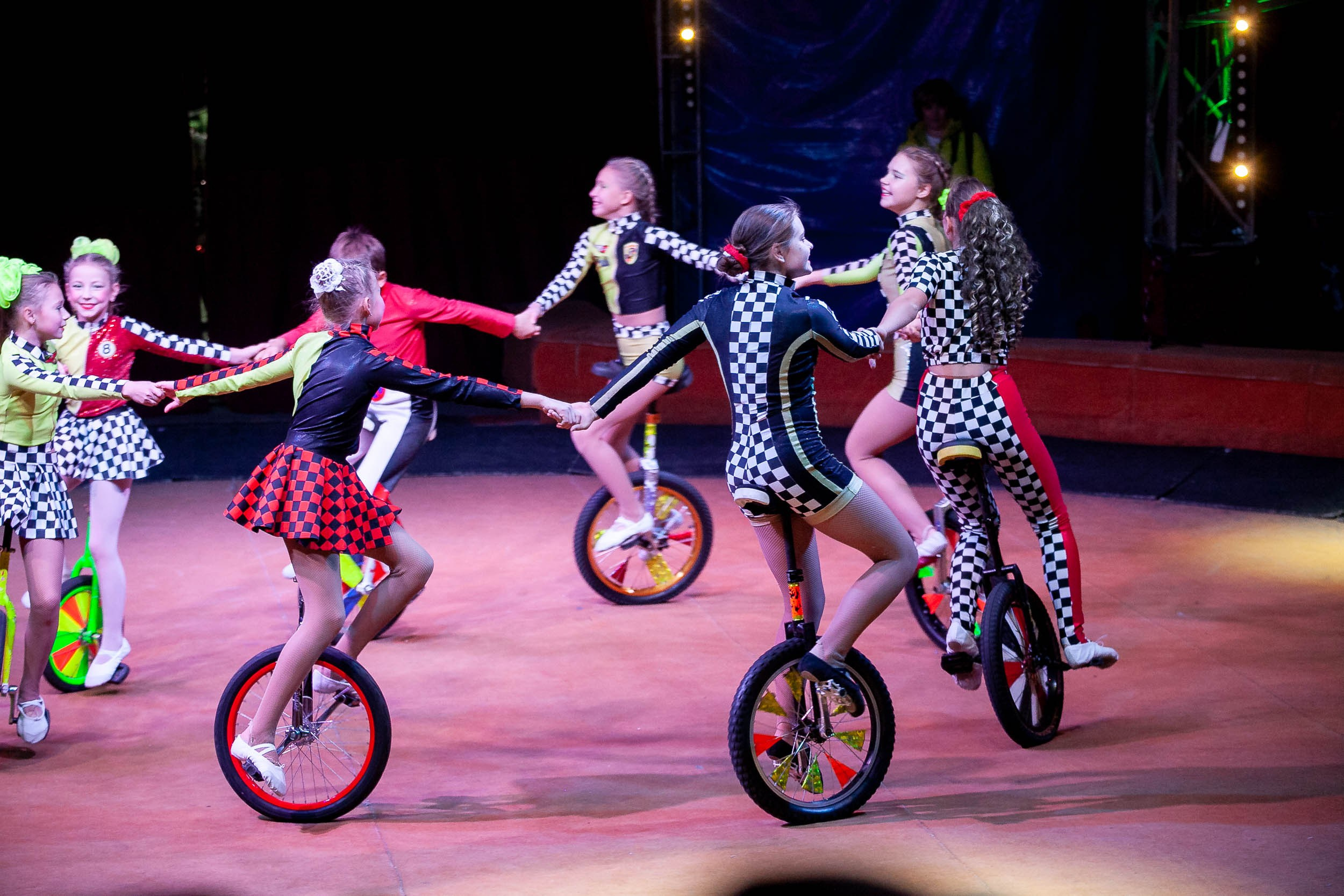 Фотосъемка циркового представления цирка «Креатив»