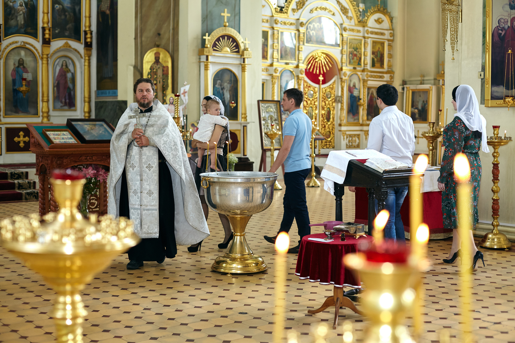 Крестины в храме Сретения Господня Ростов на Дону. Фото видео съёмка в Белой Калитве дуэт Герман и Инна