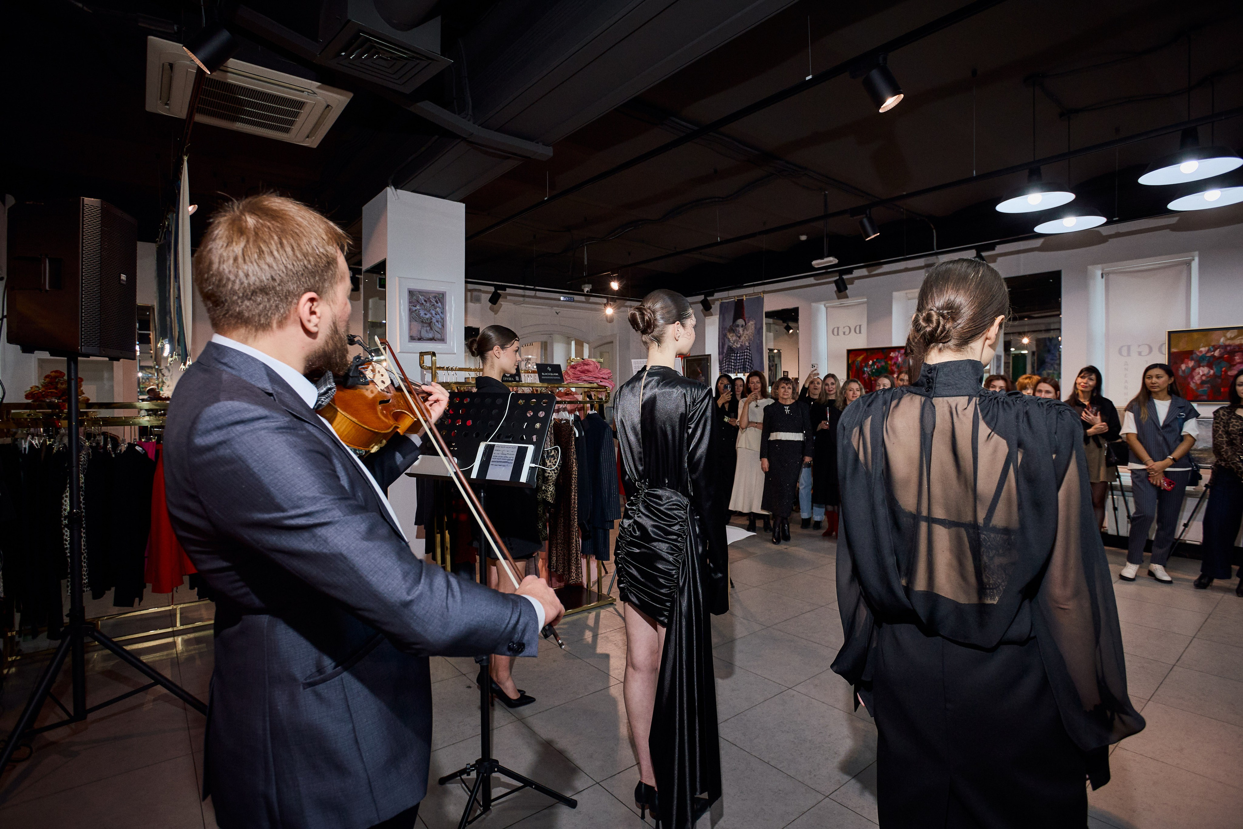 Рождение кода роскоши: коллаборация Empyreal Mary и Александры Надёжкиной. СВОИ. ФОТООТЧЕТЫ-СОБЫТИЯ-МЕСТА