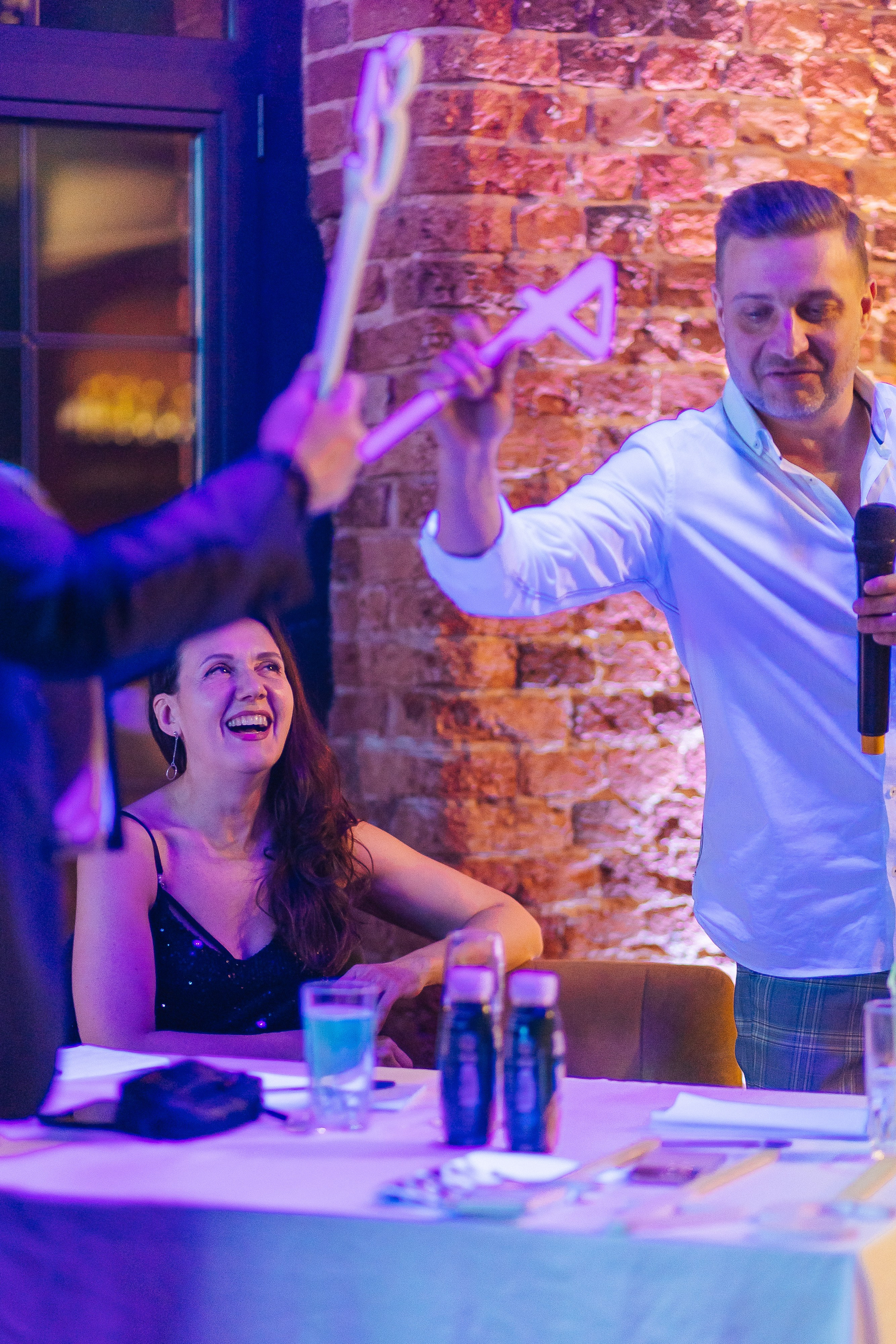 Конкурс караоке в RizzW. Фотограф Москва, Балашиха, МО. Свадьбы, репортажи, контент, портреты