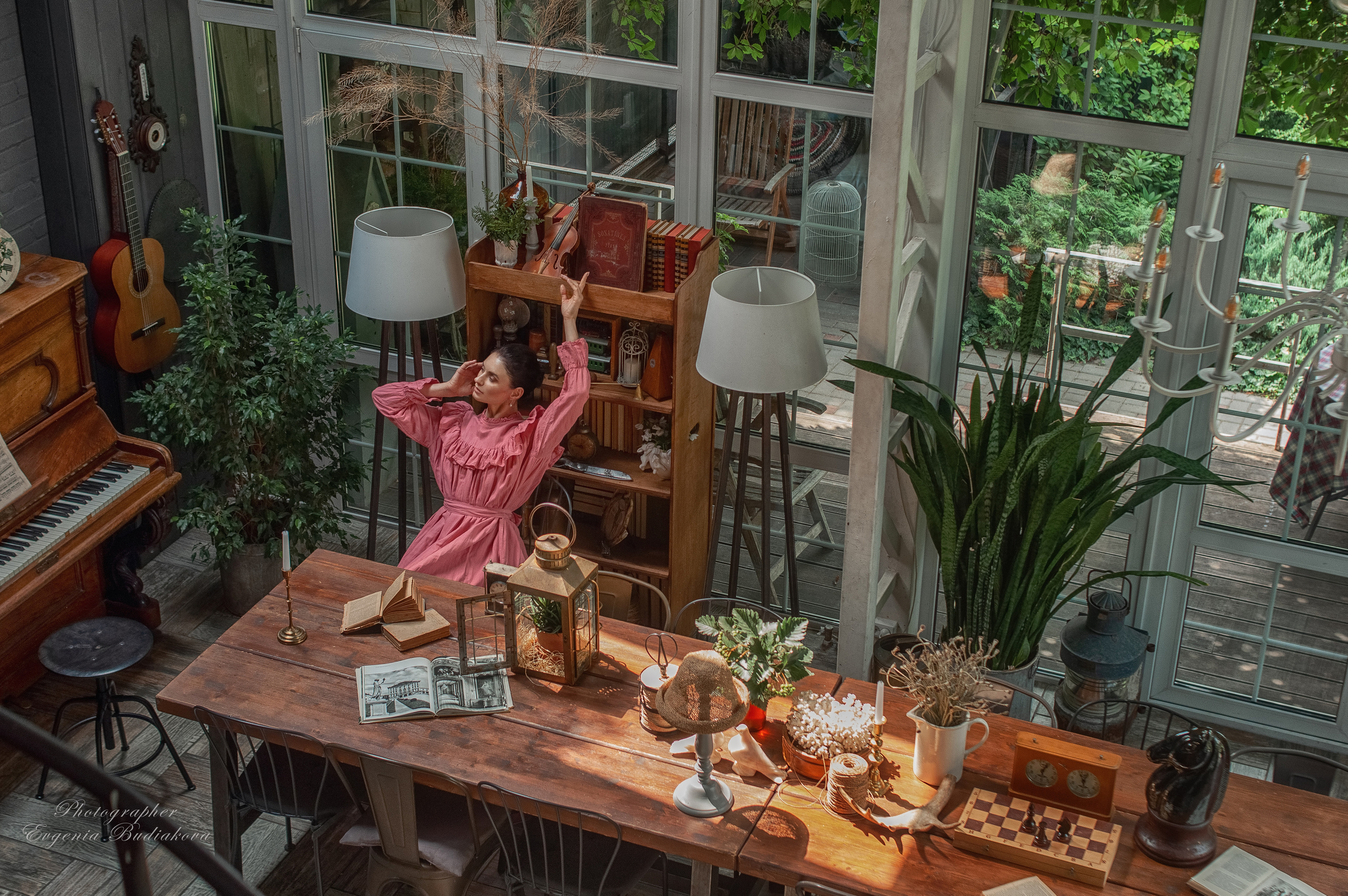 Фотохудожник и фоторежиссёр Евгения Будякова