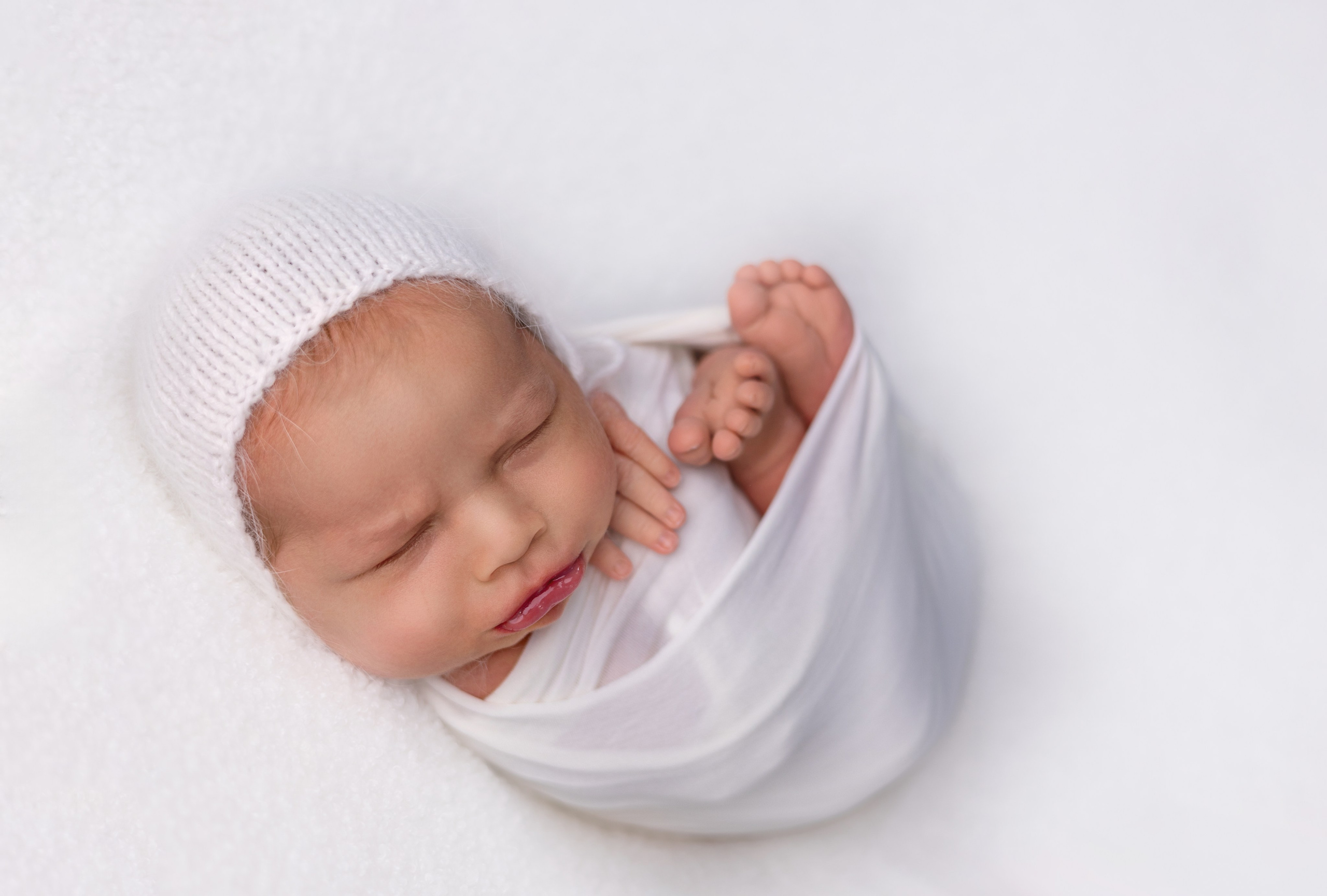 ФОТОГРАФ НОВОРОЖДЕННЫХ В КАЛИНИНГРАДЕ