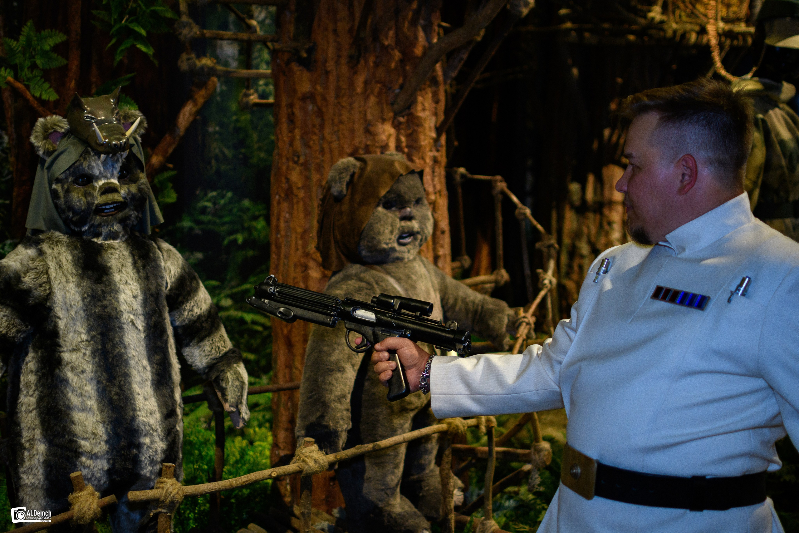 Фотосессия в Москве фотографа на ВДНХ для Ивана Юрчева