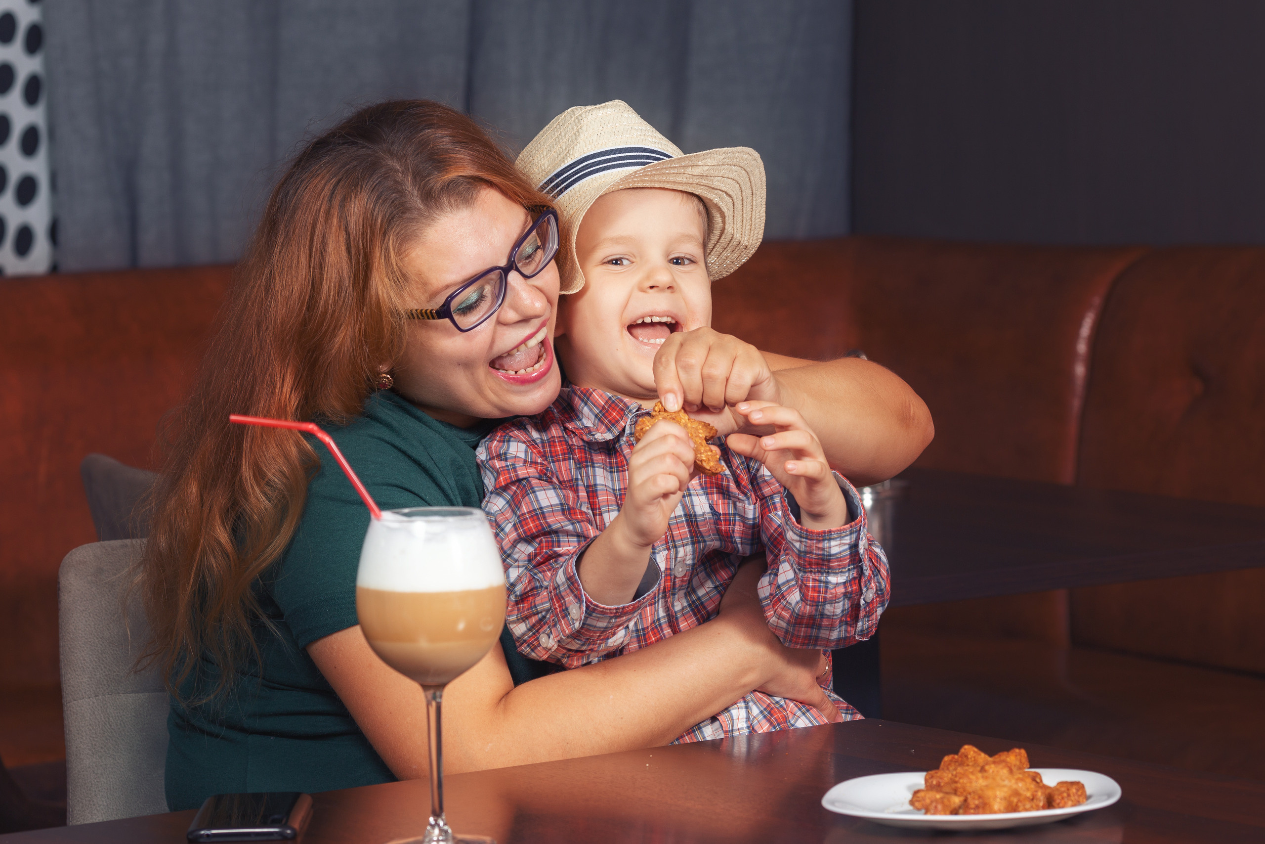 Фотодень в кафе “Мозаика”. Актерское и модельное портфолио. Фотограф в Москве Екатерина Коломеец