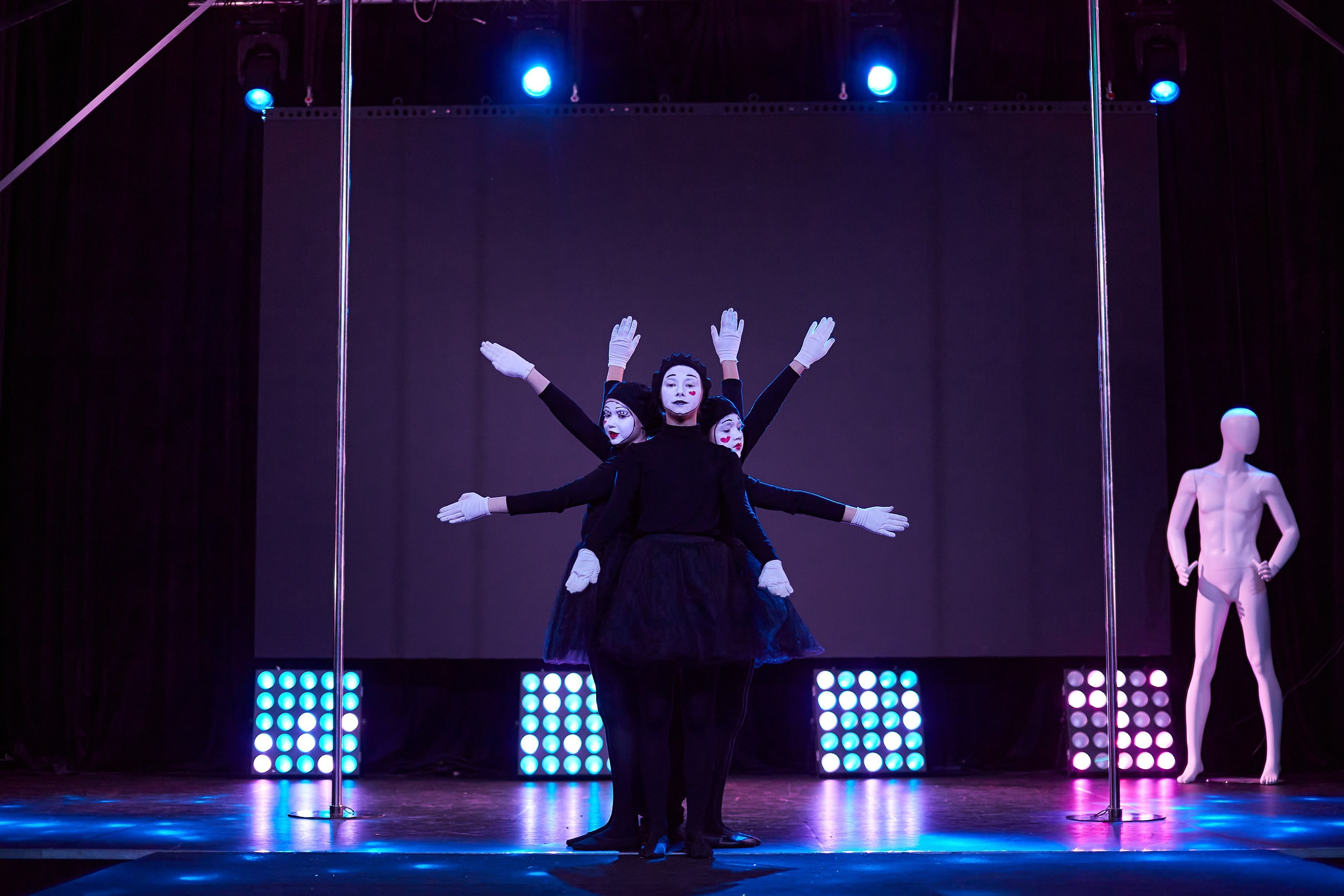 Анонс фоторепортажа с Концерта Грация. POLE DANCE. Photographer for business Mikhail Semenov. Aqua photo studio, photo school