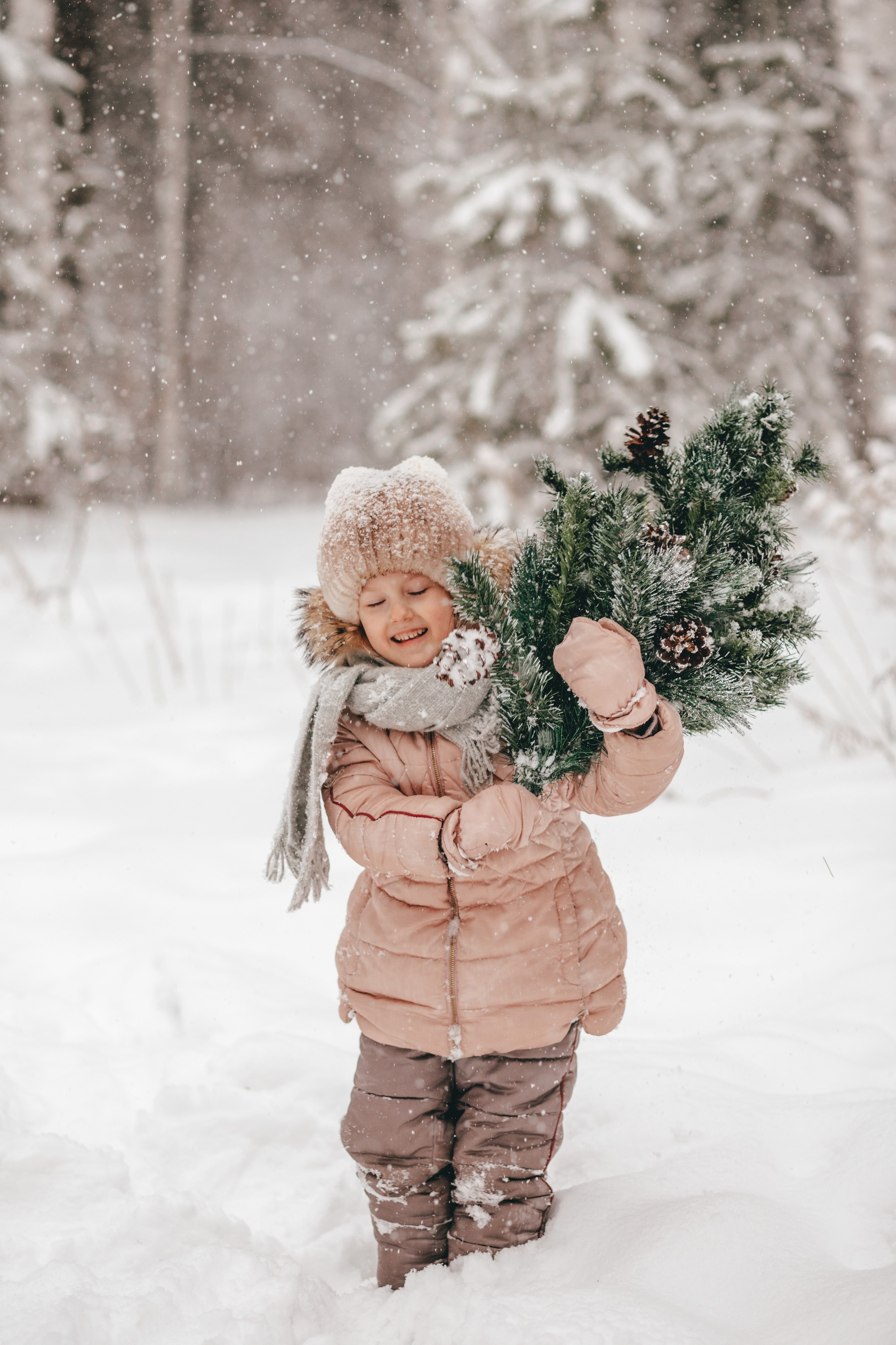 Новогодний лес. Семейный и детский фотограф в г. Новосибирске Макеева Анастасия