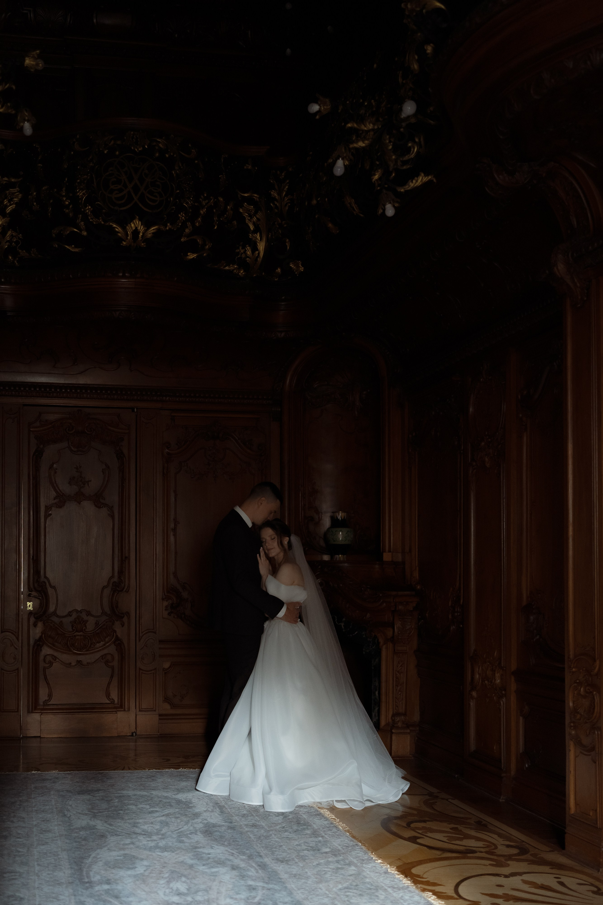 Свадьба Ирины и Дениса — Дом архитектора, Исаакий, Инженерный замок и банкет. Свадебный фотограф Дмитрий Родионов — Санкт-Петербург и Ленинградская область