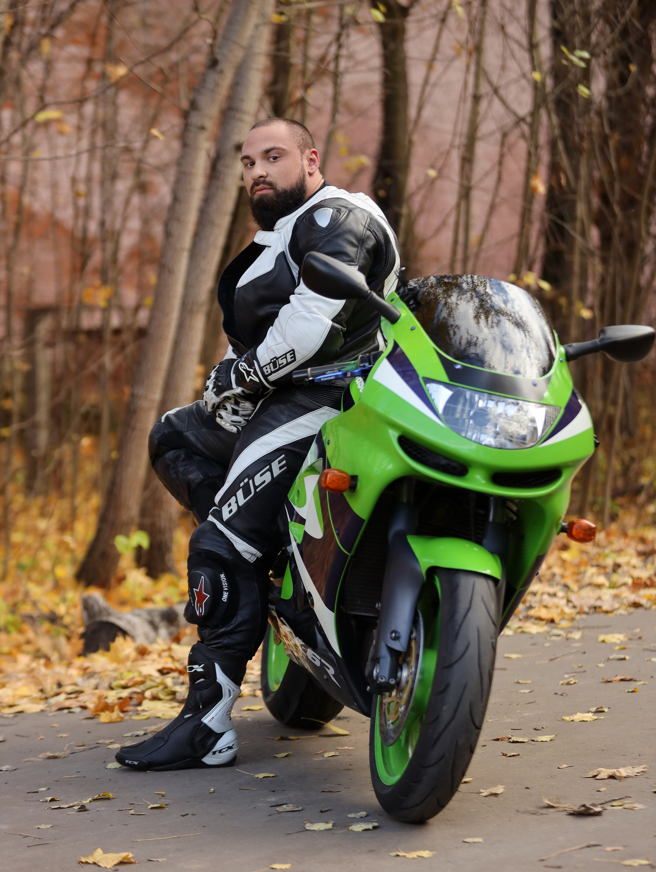 Виталий Kawasaki ZX6R. Фотограф Антон Чупринин