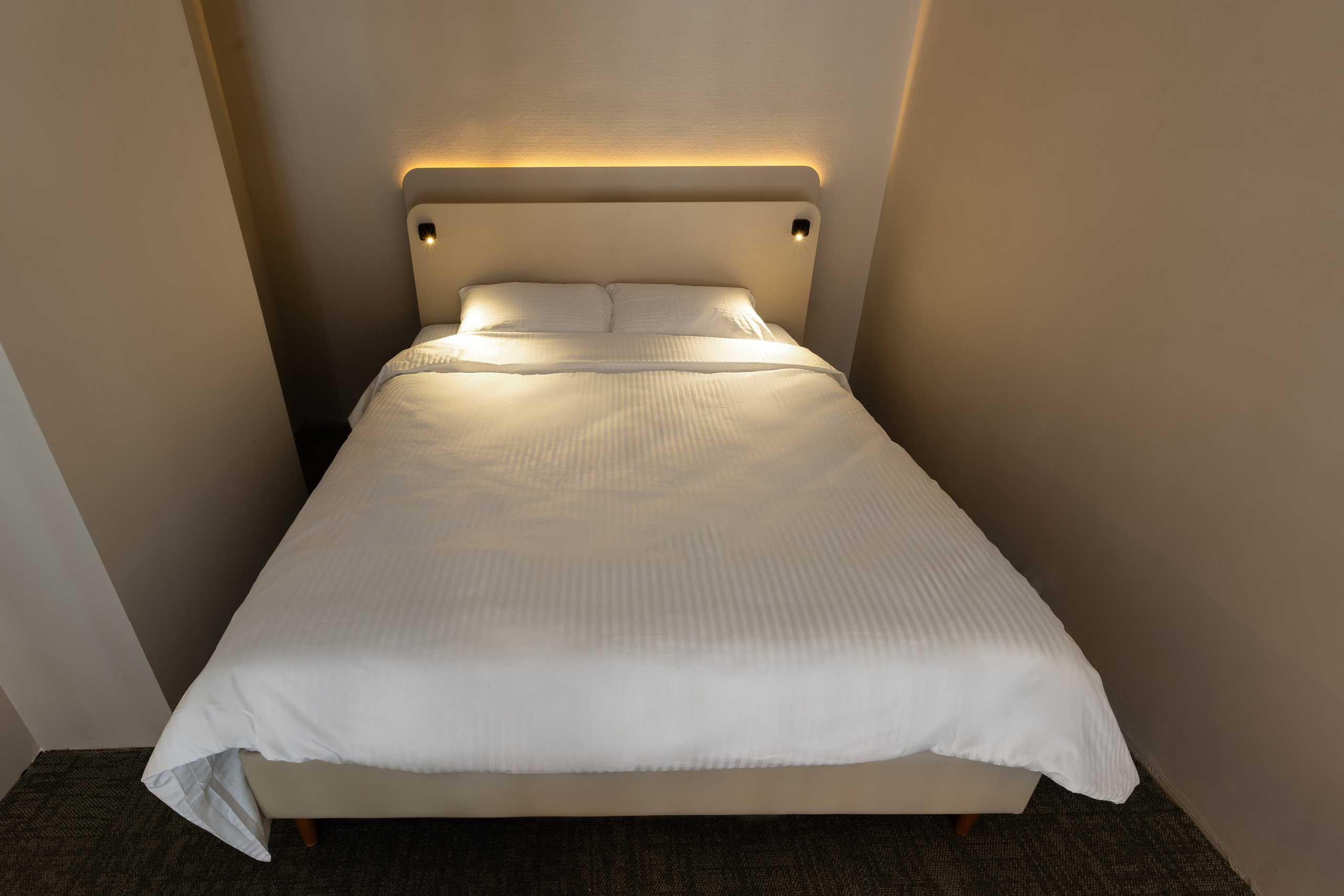 Фотограф для интерьерной съемки апартаментов. Контент для бизнеса в Екатеринбурге Полдень Медиа