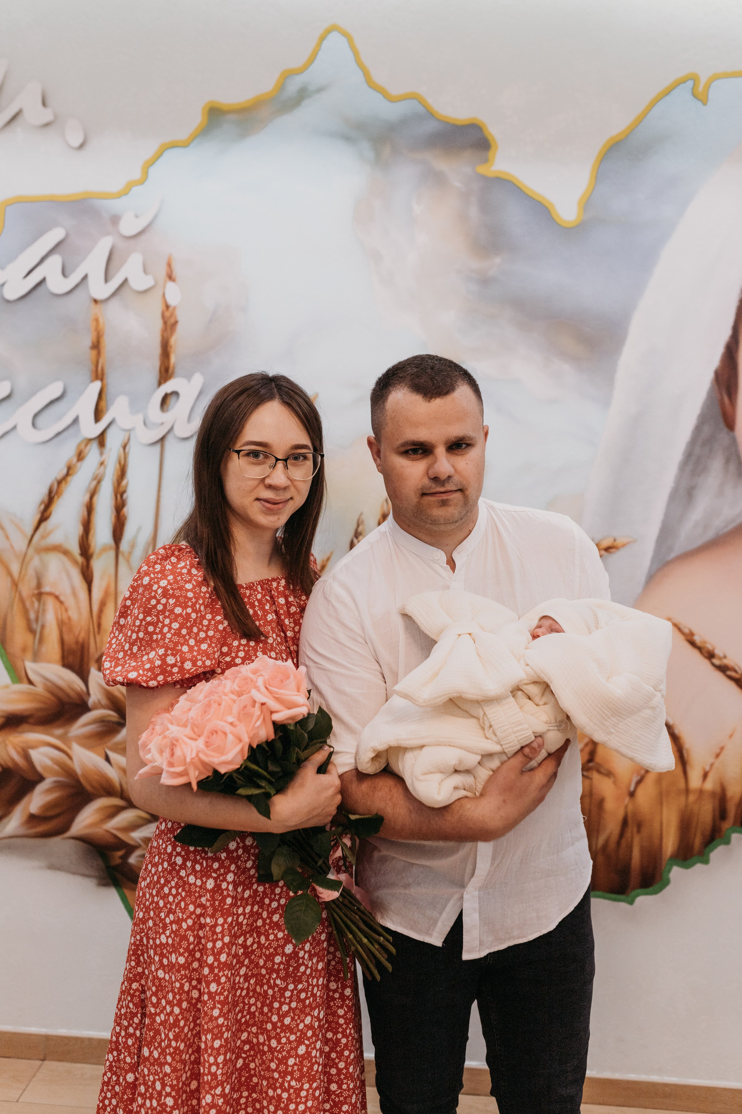 Фотосъемка выписки. Фотограф новорожденных в г. Барнаул Ренпенинг Катерина