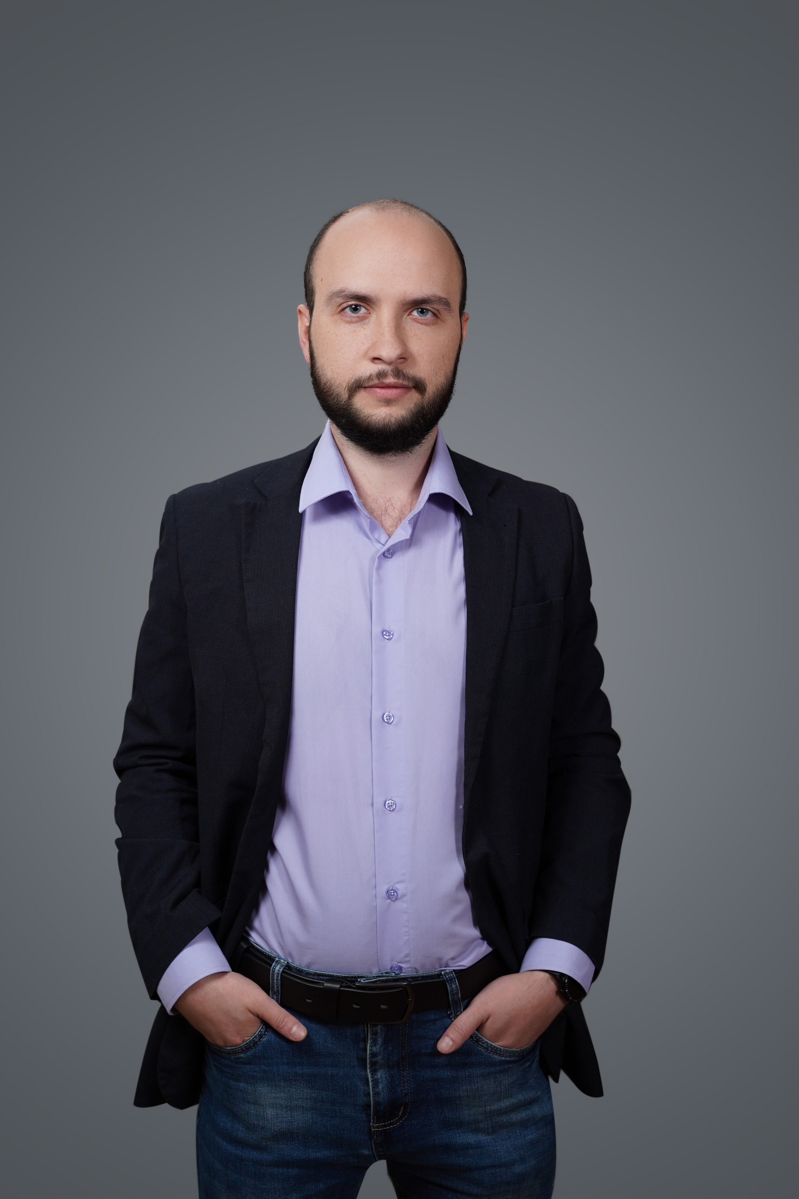 Фотосессия сотрудников для компании «Центр сертификации» в офисе