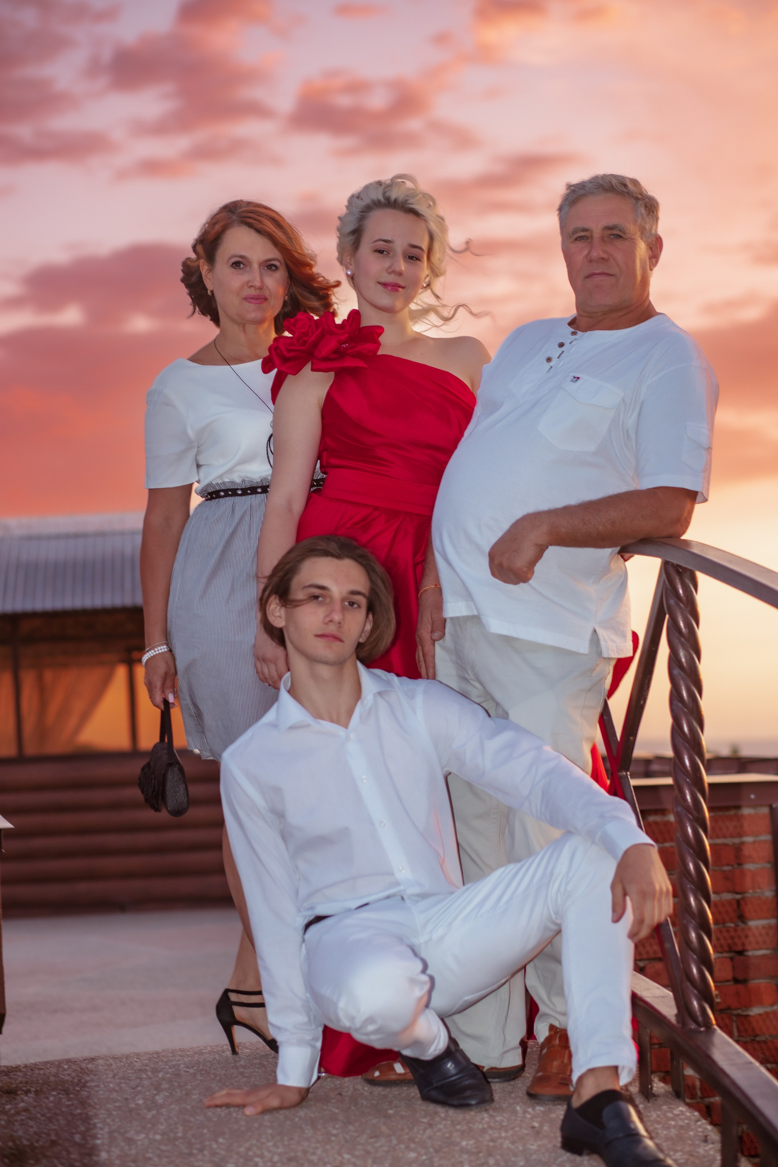 Съёмка для семьи на закате. Фотограф и видеограф в Ставрополе Инна Попова