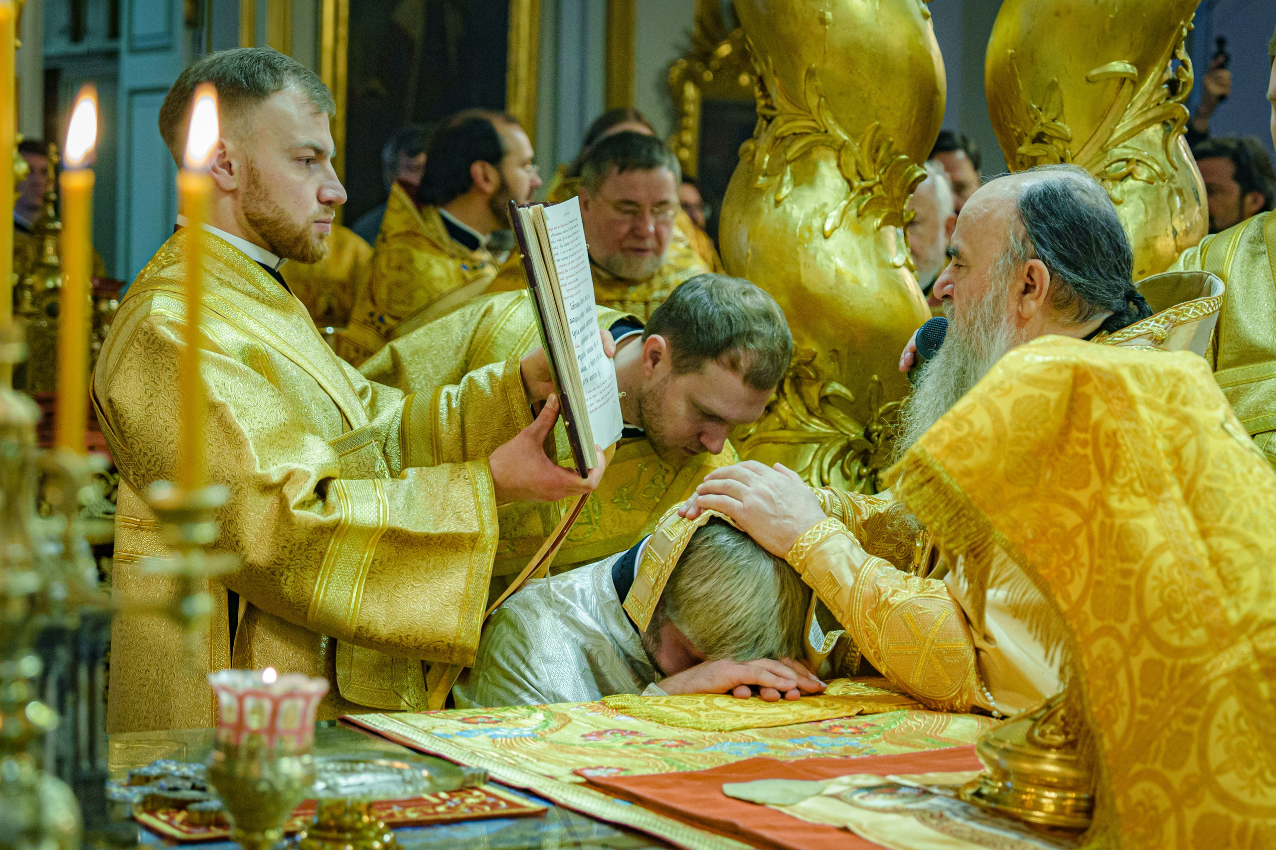 МИТРОПОЛИТ ВАРСОНОФИЙ СОВЕРШИЛ БОЖЕСТВЕННУЮ ЛИТУРГИЮ В НИКОЛО-БОГОЯВЛЕНСКОМ СОБОРЕ. НИКОЛО-БОГОЯВЛЕНСКИЙ МОРСКОЙ СОБОР