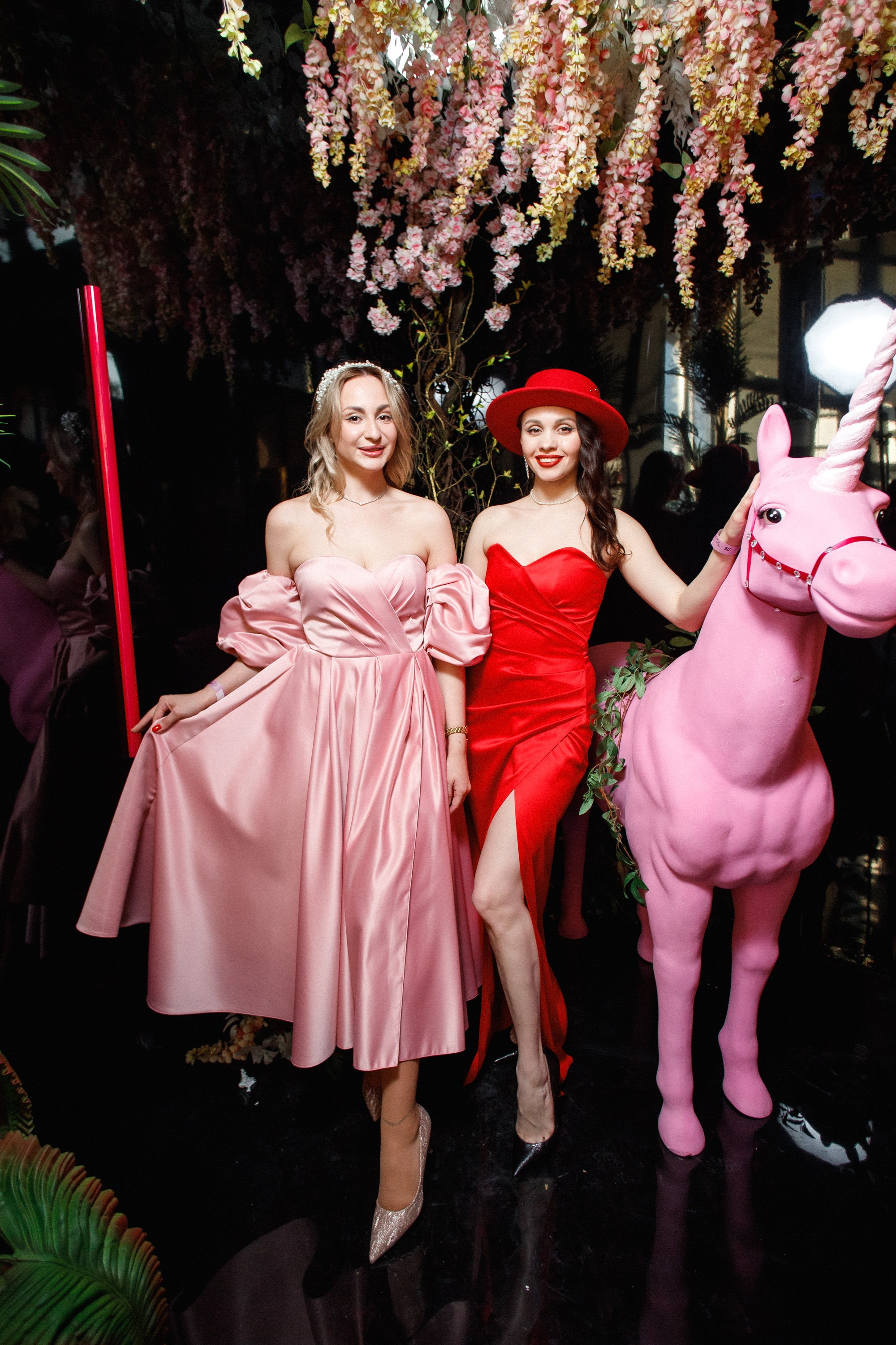 BRAVO FLORA EVENT. СВОИ. ФОТООТЧЕТЫ-СОБЫТИЯ-МЕСТА