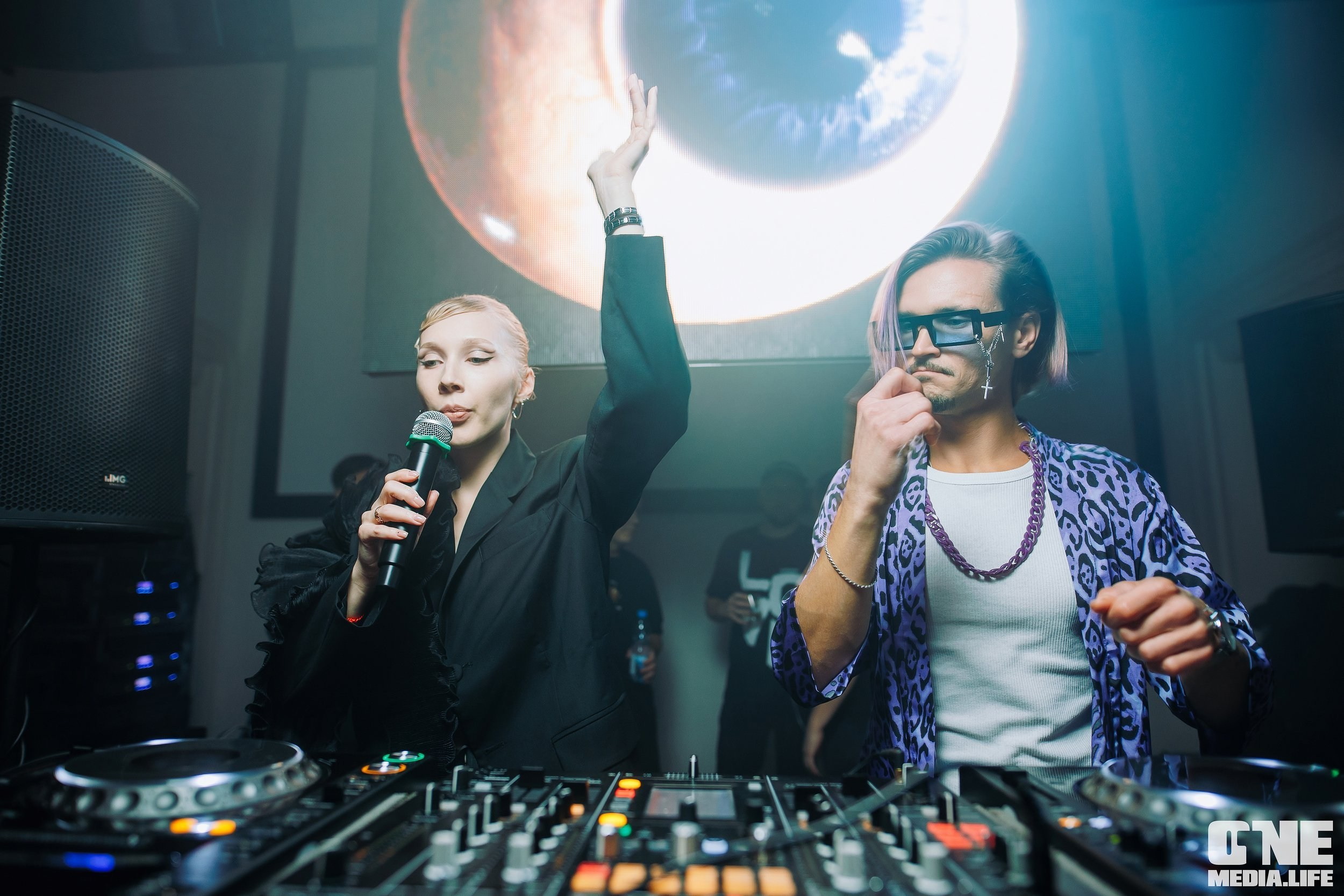 Halloween. Electronic Masquerade. One Media Life: фоторепортажи, фотоотчеты с мероприятий и заведений