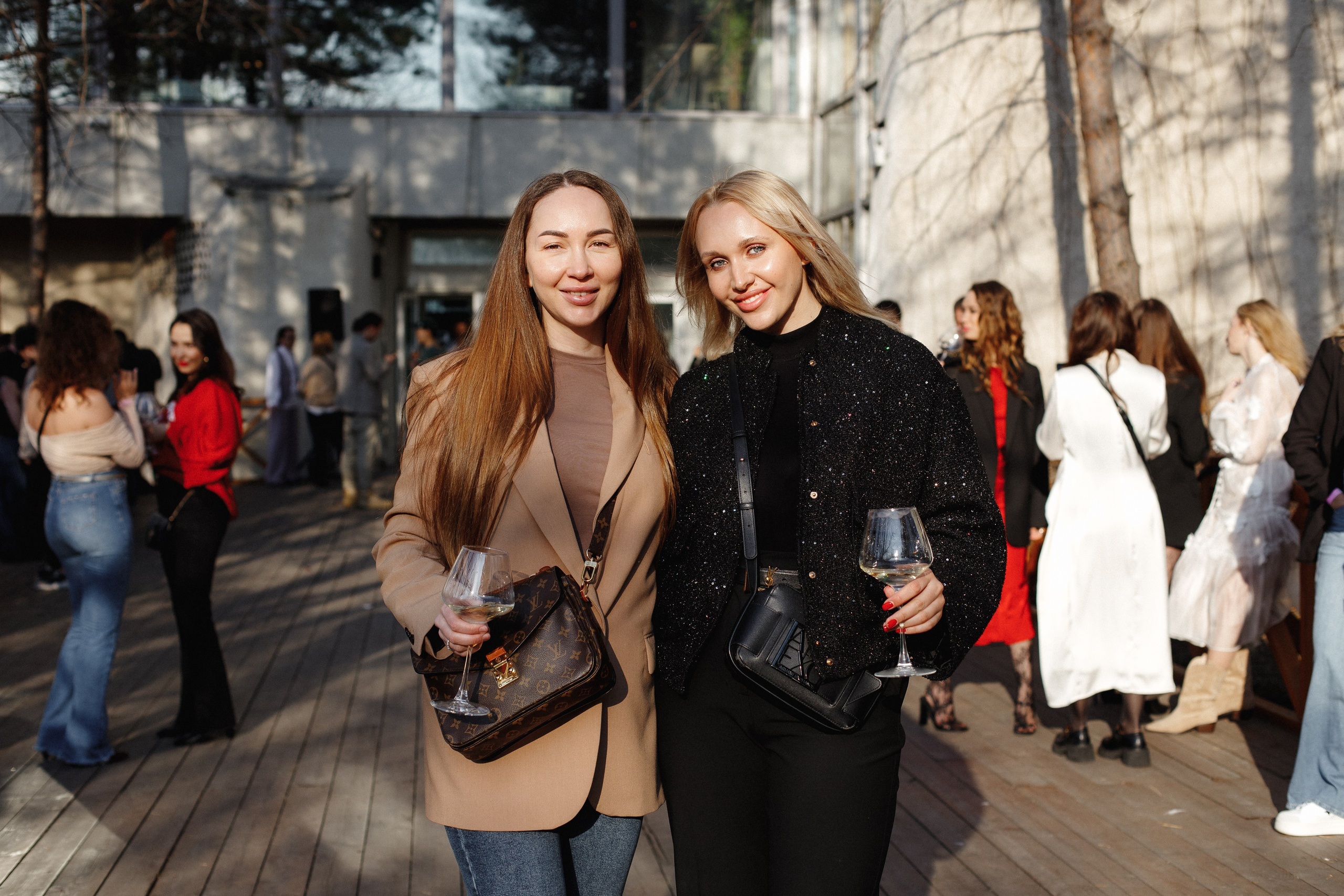 ФЕСТИВАЛЬ ИГРИСТЫХ ВИН. СВОИ. ФОТООТЧЕТЫ-СОБЫТИЯ-МЕСТА