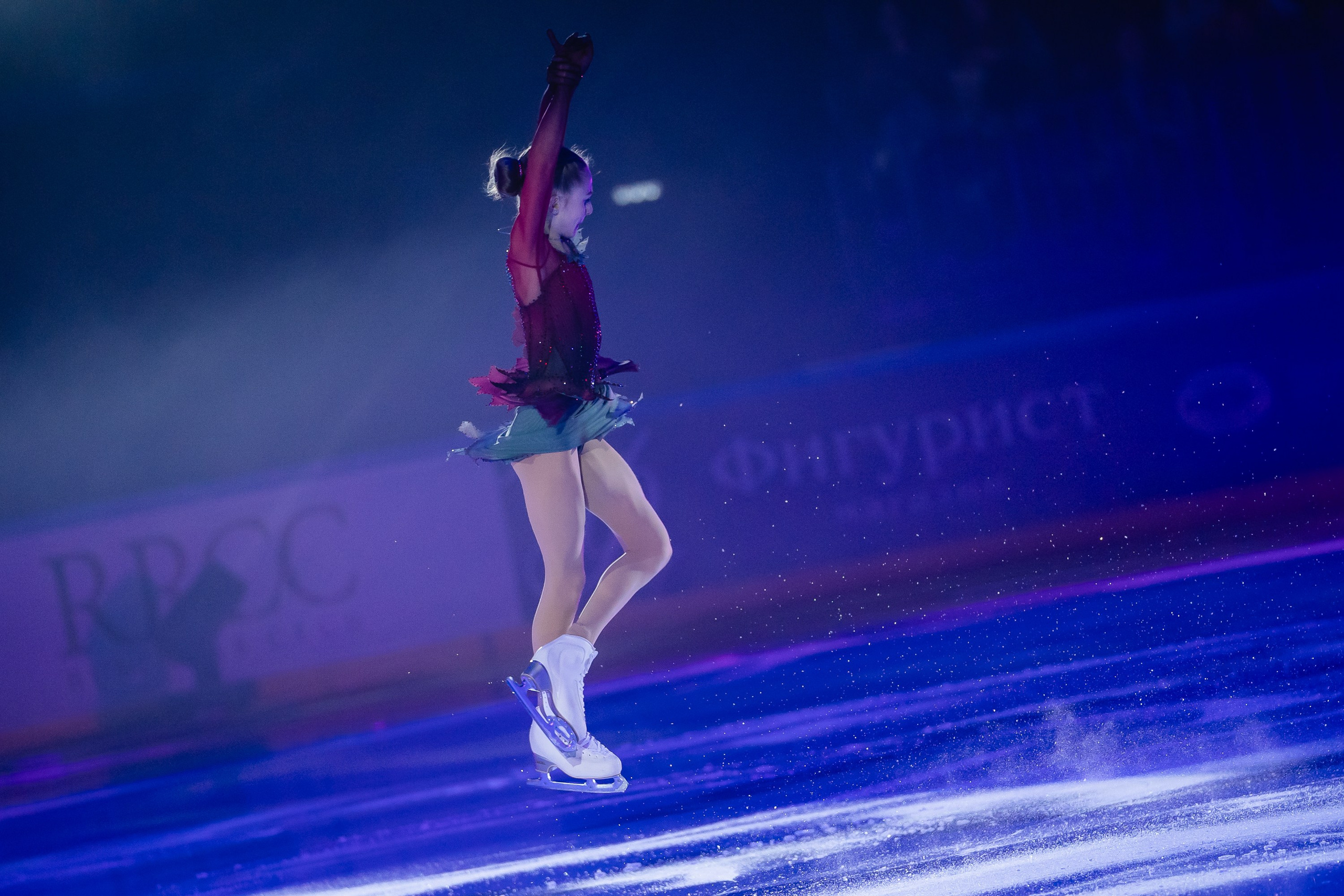Шоу «Чемпионы на льду» в Новосибирске. Воробьева Ксения — Спортивный и танцевальный фотограф Новосибирск
