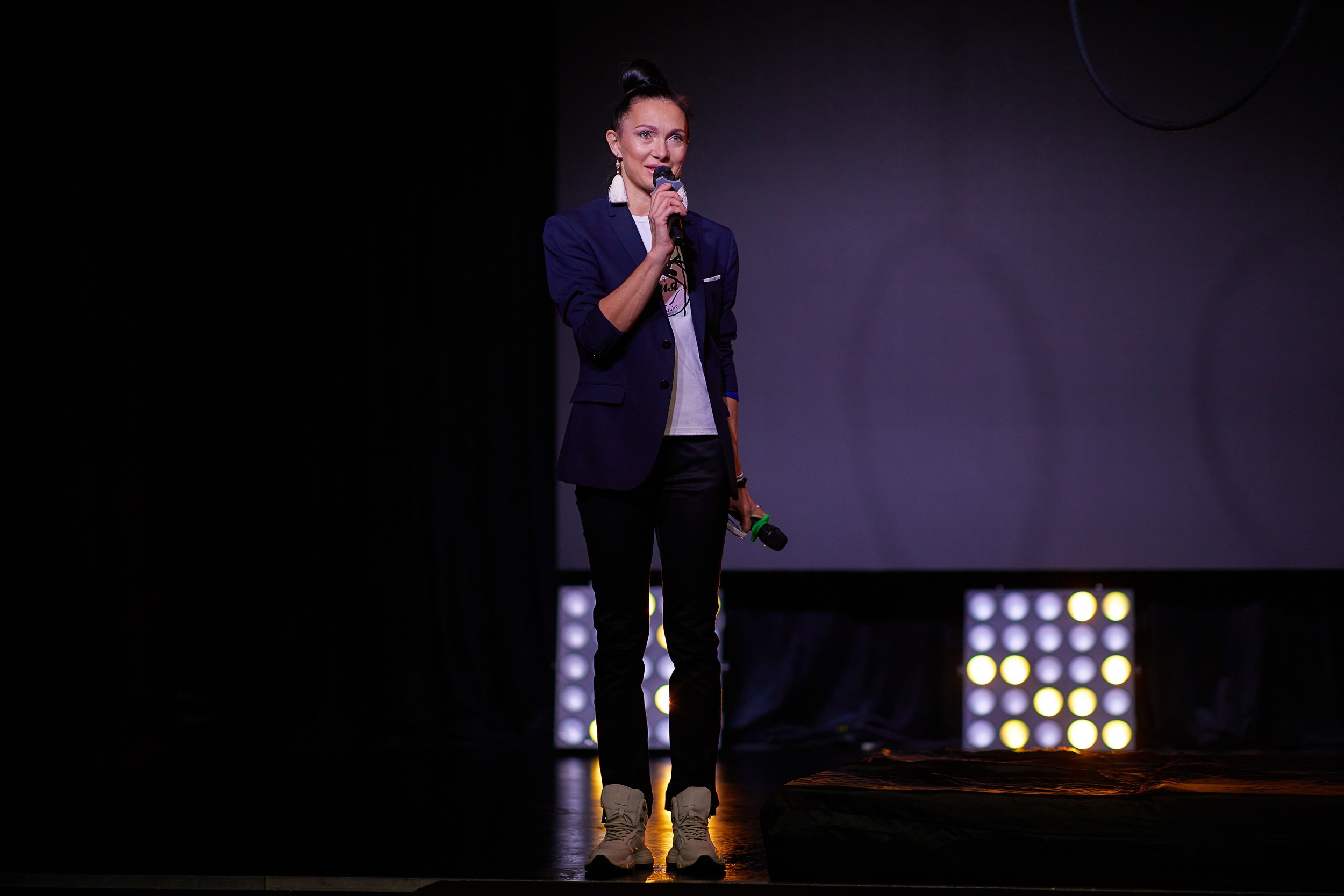 Анонс фоторепортажа с Концерта Грация. POLE DANCE. Photographer for business Mikhail Semenov. Aqua photo studio, photo school