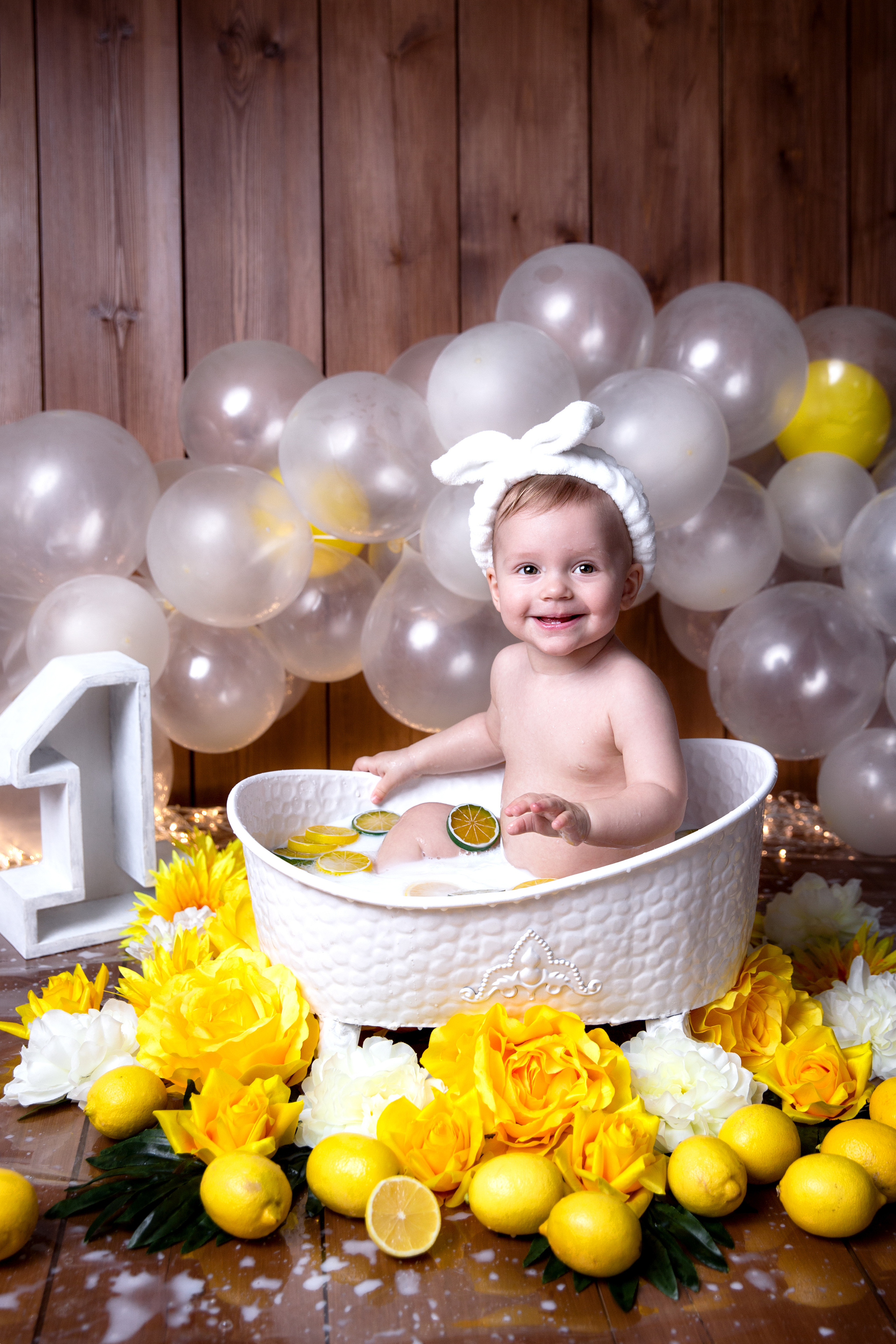 Фотосессия ГОДОВАСИЕ. Фотограф новорожденных, детей до года и беременных в Симферополе