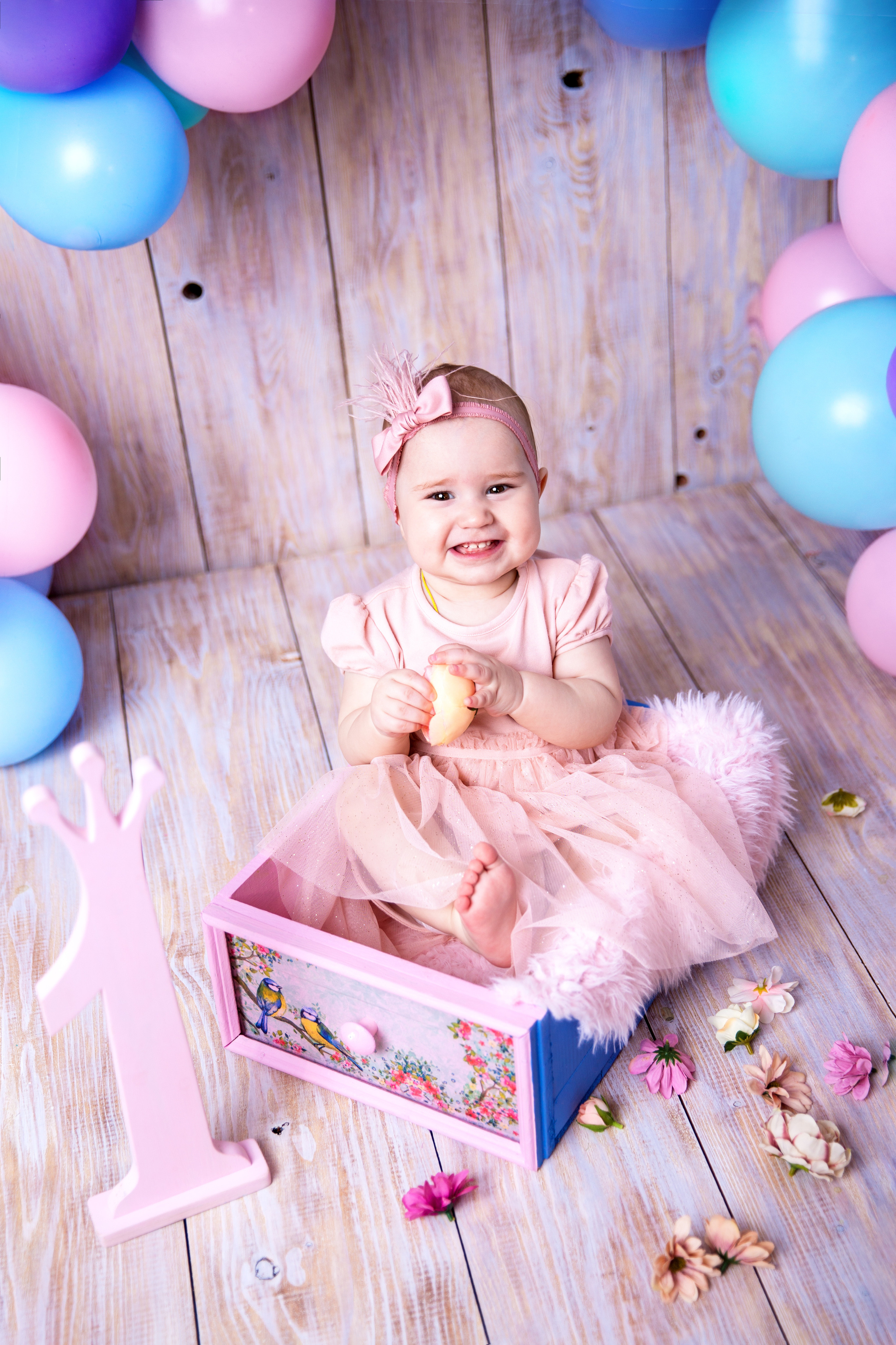 Фотосессия ГОДОВАСИЕ. Фотограф новорожденных, детей до года и беременных в Симферополе