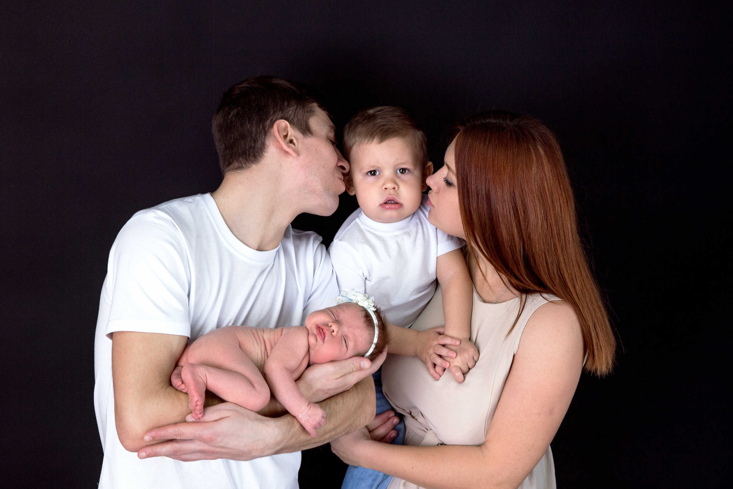 Фотосессия новорожденного (newborn). Фотограф новорожденных, детей до года и беременных в Симферополе