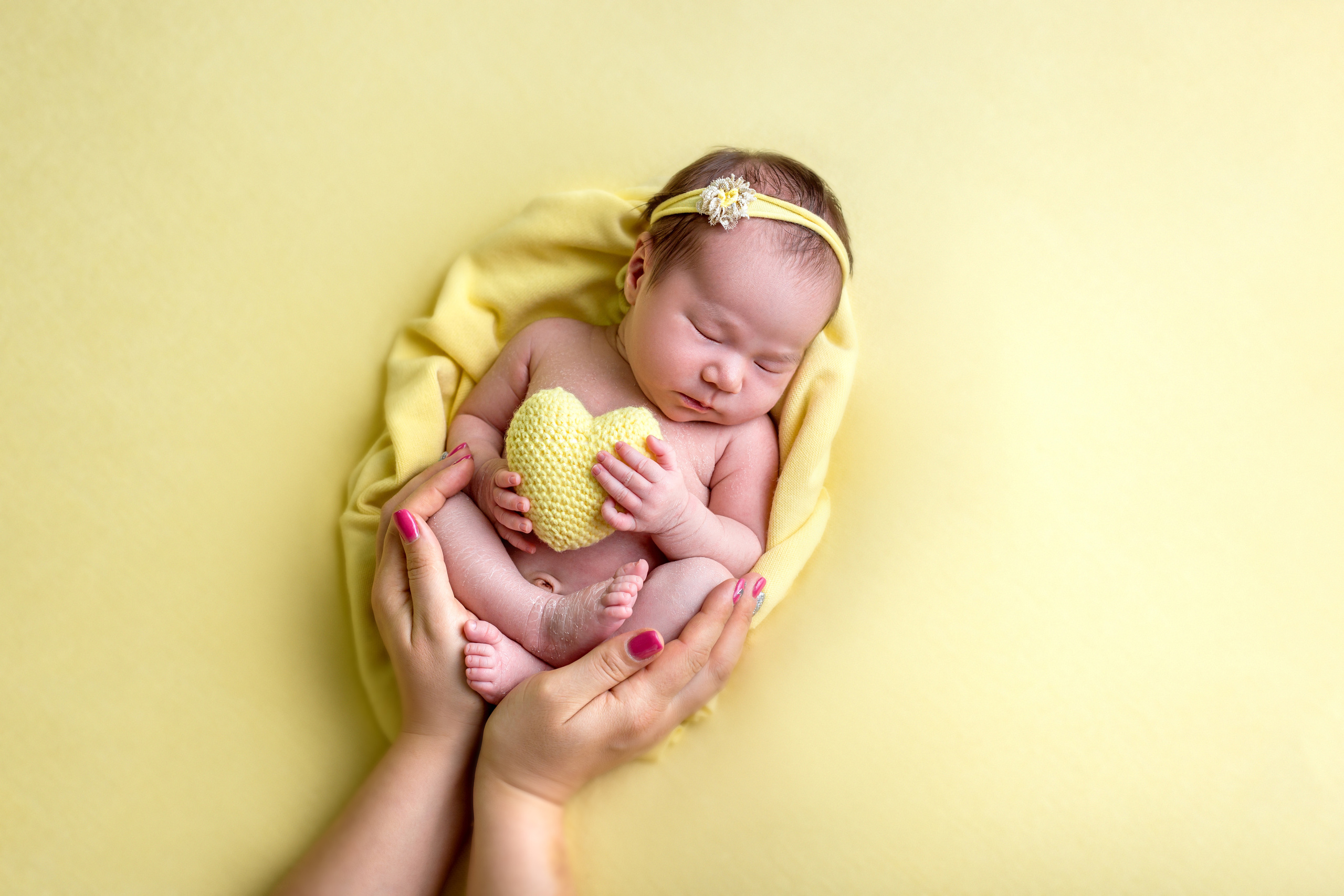 Фотограф новорожденных, детей до года и беременных в Симферополе