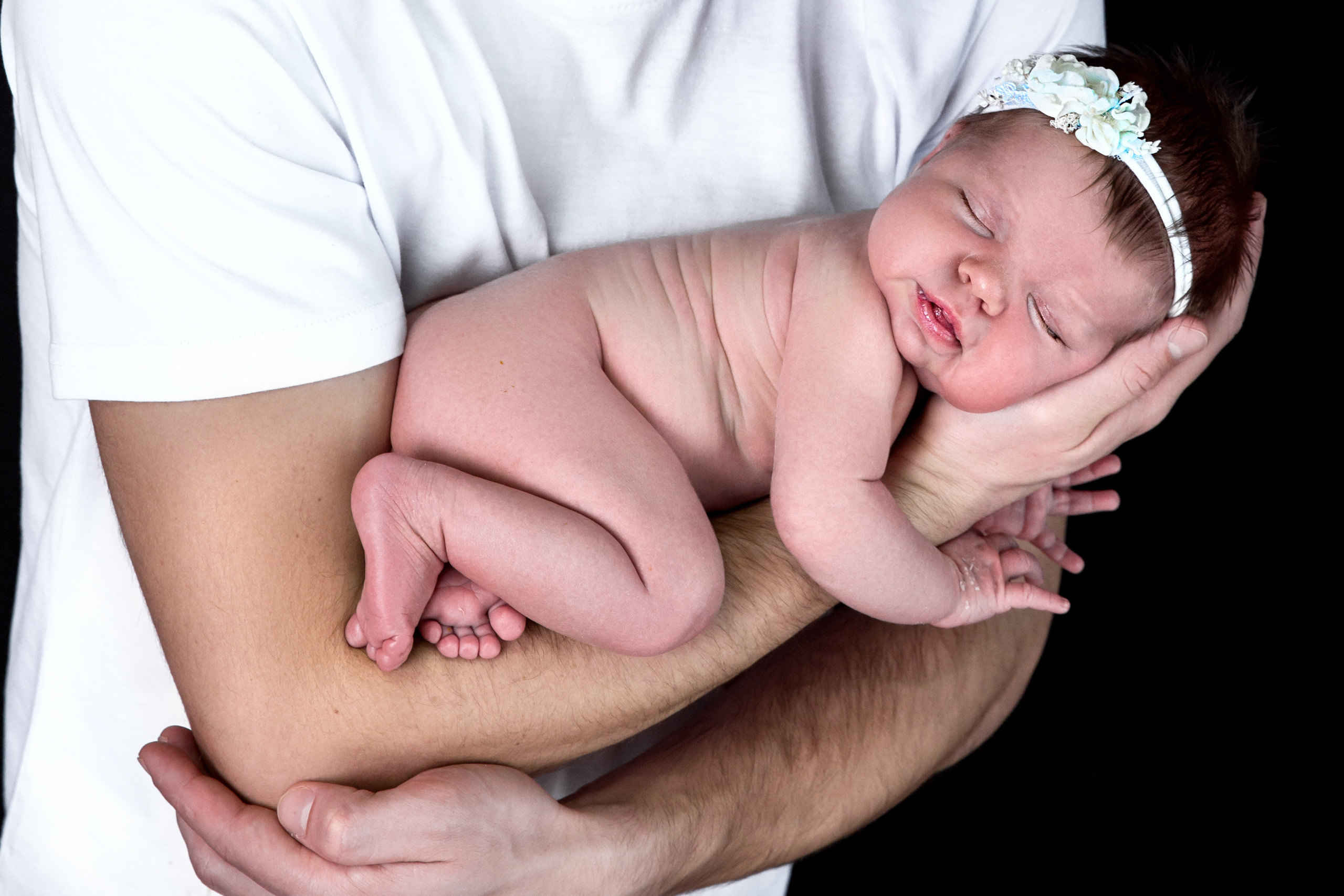 Фотосессия новорожденного (newborn). Фотограф новорожденных, детей до года и беременных в Симферополе