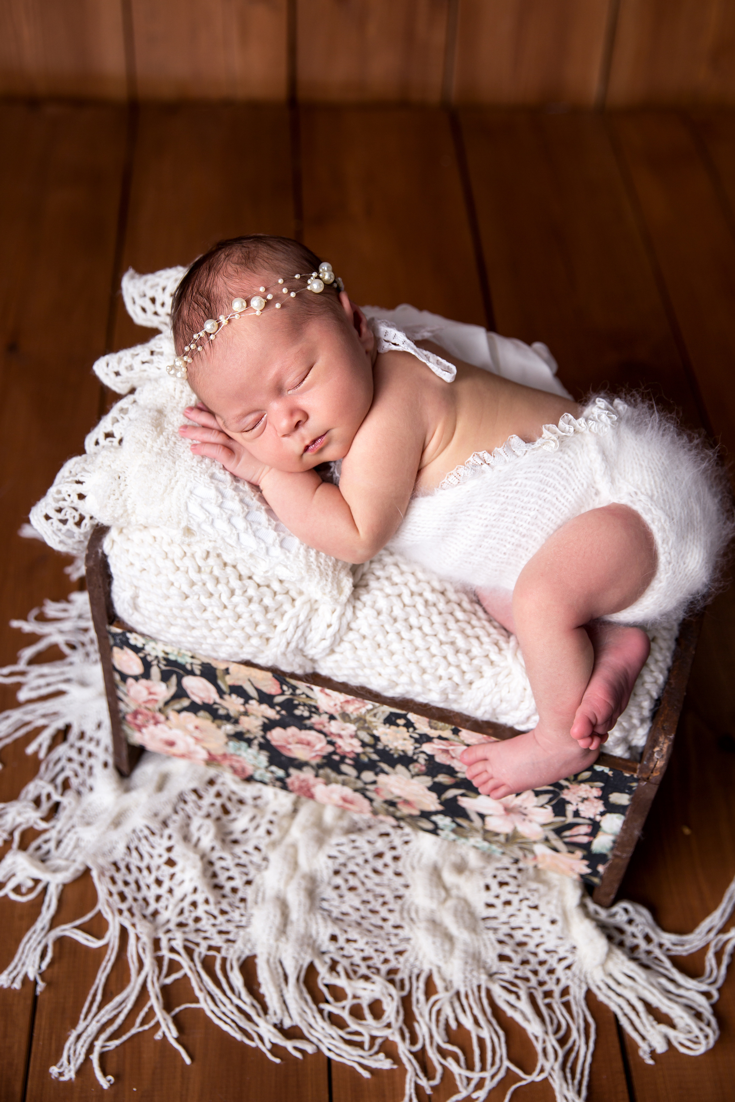 Фотосессия новорожденного (newborn). Фотограф новорожденных, детей до года и беременных в Симферополе