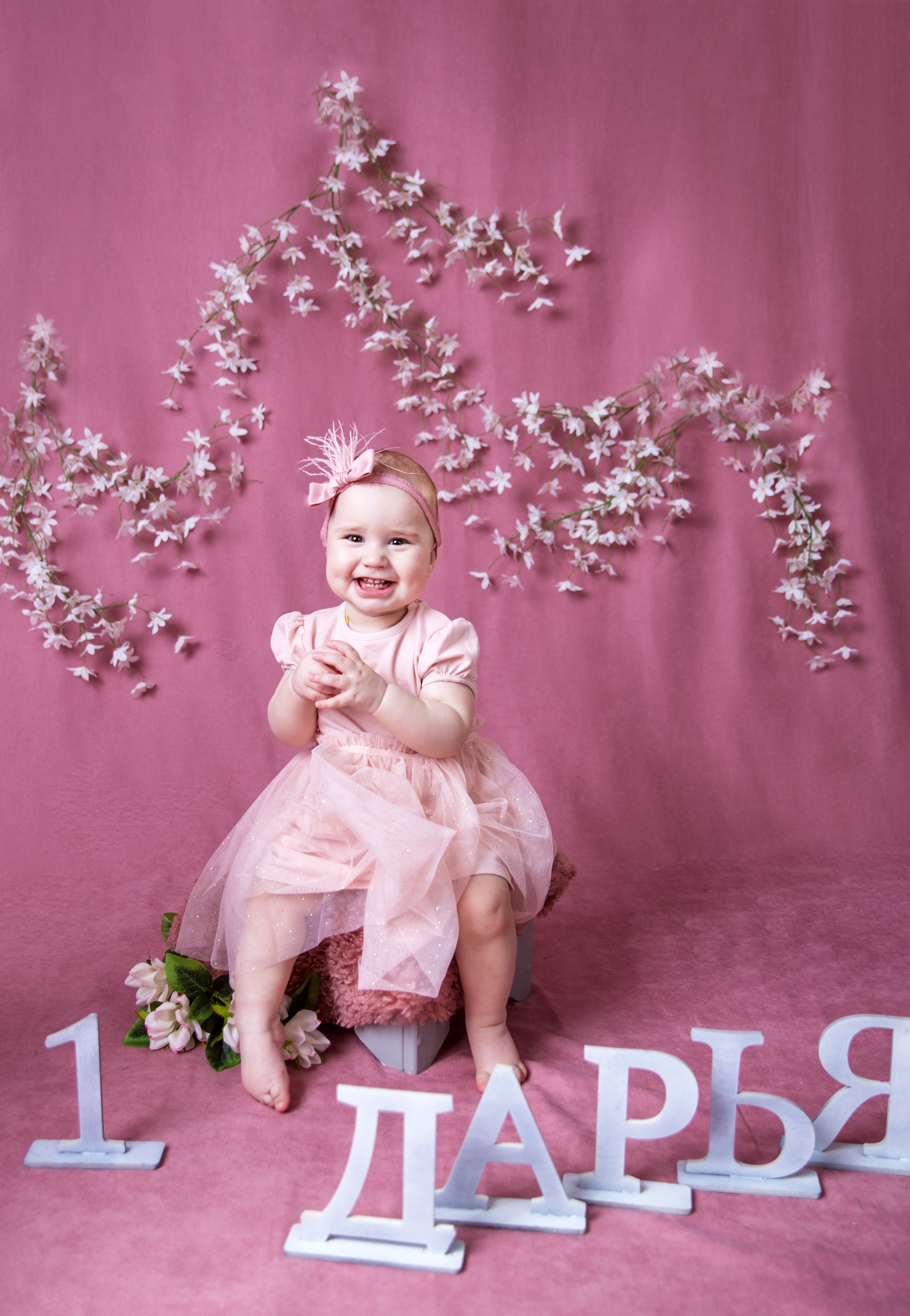 Фотосессия ГОДОВАСИЕ. Фотограф новорожденных, детей до года и беременных в Симферополе
