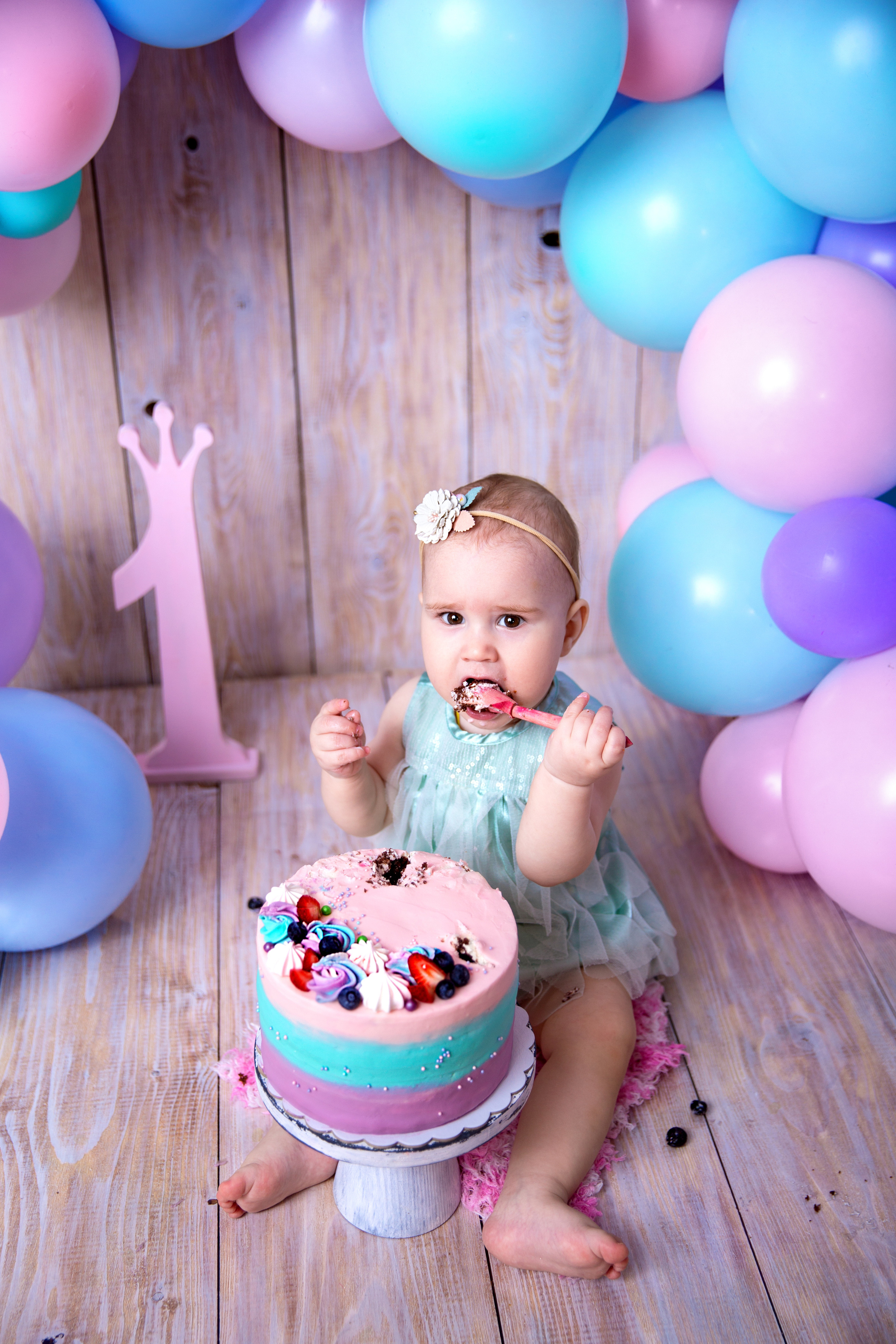Фотосессия ГОДОВАСИЕ. Фотограф новорожденных, детей до года и беременных в Симферополе