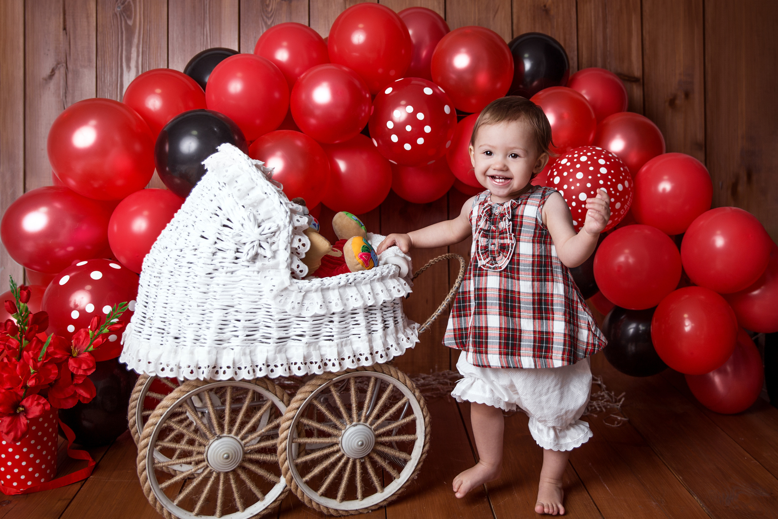 Фотосессия ГОДОВАСИЕ. Фотограф новорожденных, детей до года и беременных в Симферополе