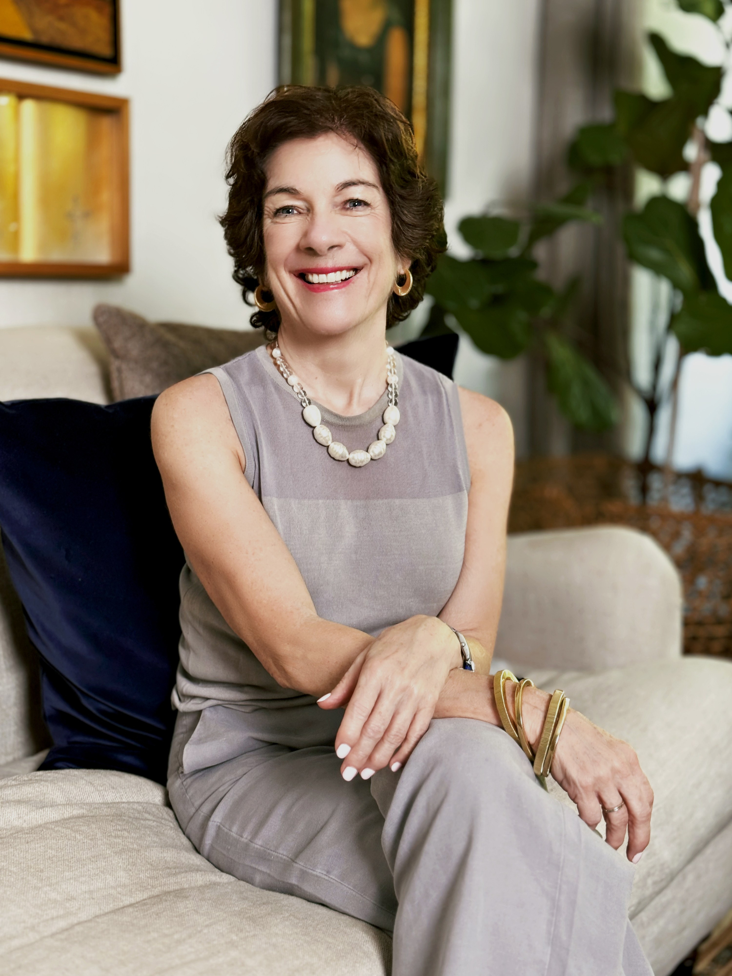 Fotografía Corporativa y Retratos Profesionales en Santiago, Chile. Retrato formal. Fotos Profesionales para LinkedIn, Empresas. Fotógrafa en Santiago, Chile | Julia Zalnova