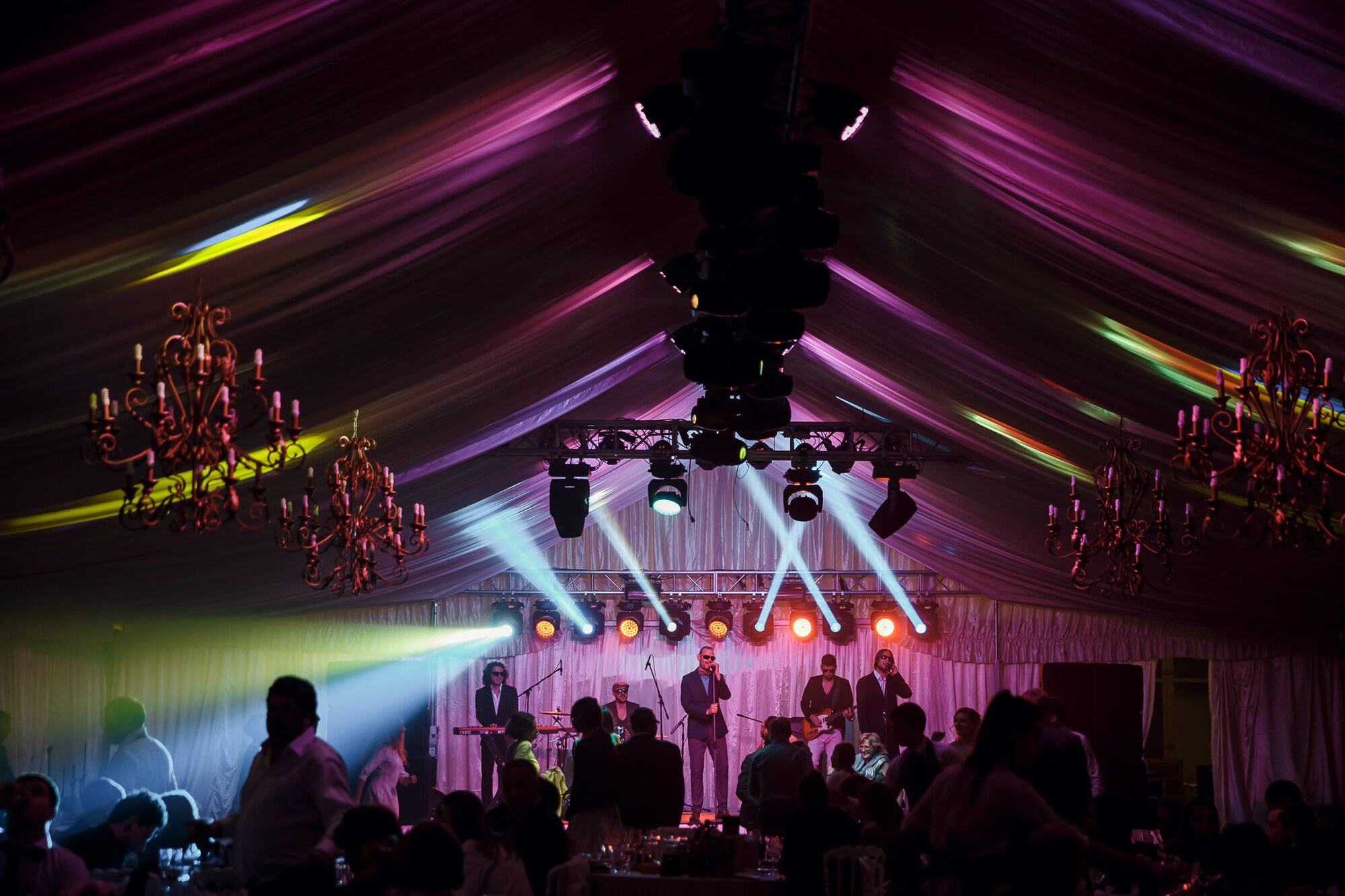 Стильная свадьба в Majestic на берегу Финского залива. Свадебный фотограф в Санкт-Петербурге и Москве Андрей Нестеров