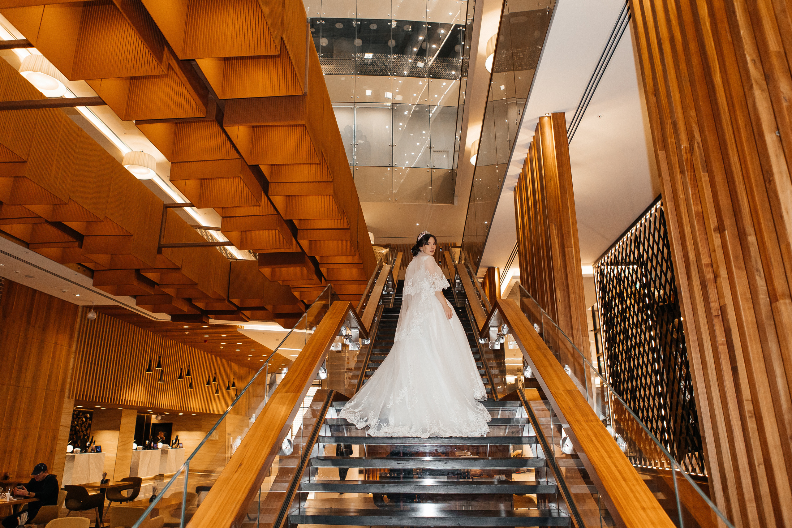 Свадебная фотосессия в отеле Radisson Blu Olympiyskiy Hotel Moscow 5*