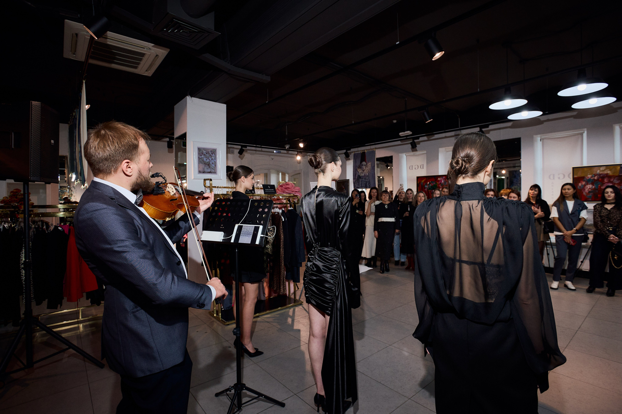 Рождение кода роскоши: коллаборация Empyreal Mary и Александры Надёжкиной. СВОИ. ФОТООТЧЕТЫ-СОБЫТИЯ-МЕСТА