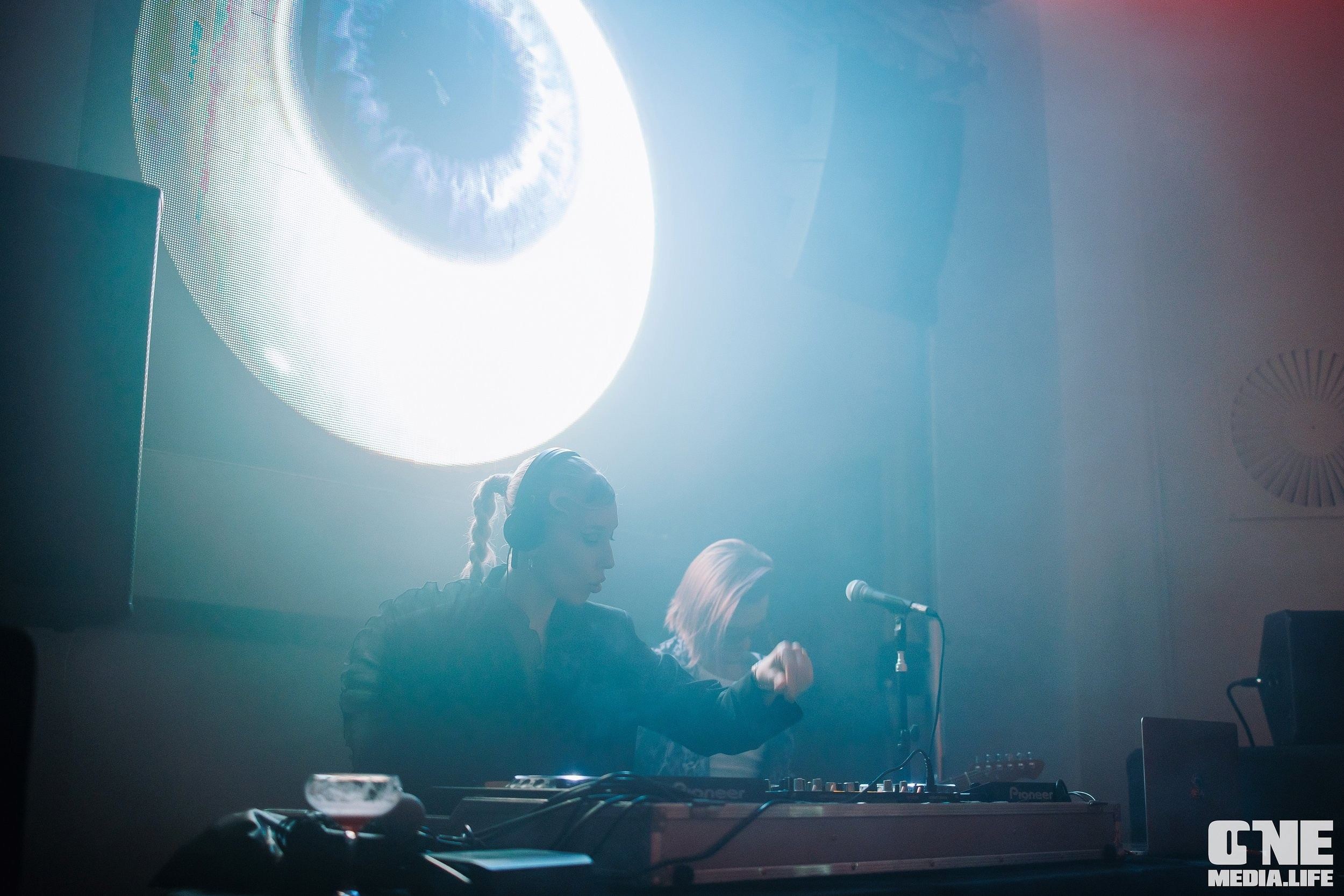 Halloween. Electronic Masquerade. One Media Life: фоторепортажи, фотоотчеты с мероприятий и заведений