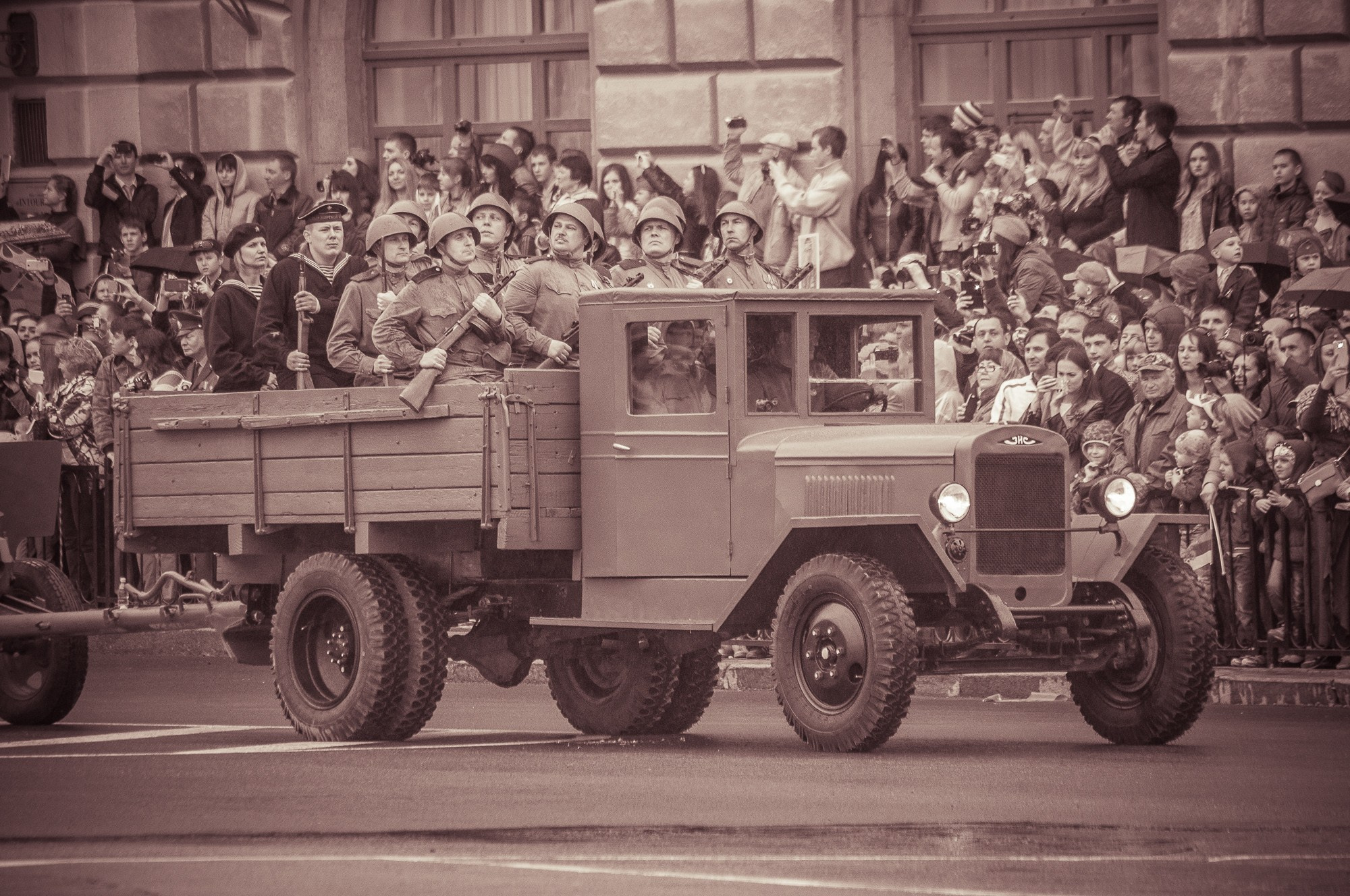 9 мая. День Победы. Репортажный и концертный фотограф в Волгограде Павел Панько